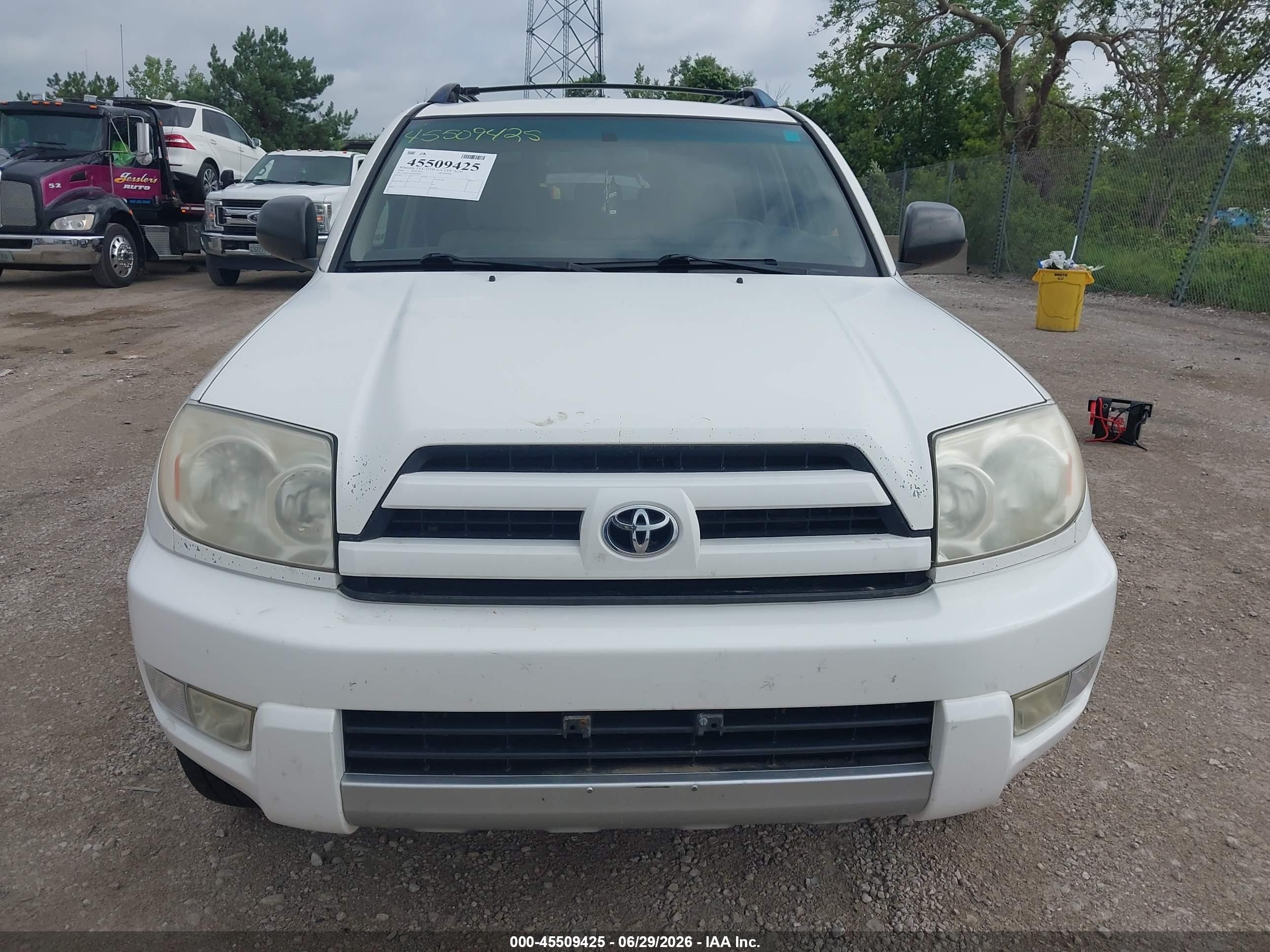 2004 Toyota 4runner Sr5 V6 White vin: JTEBU14R740050004