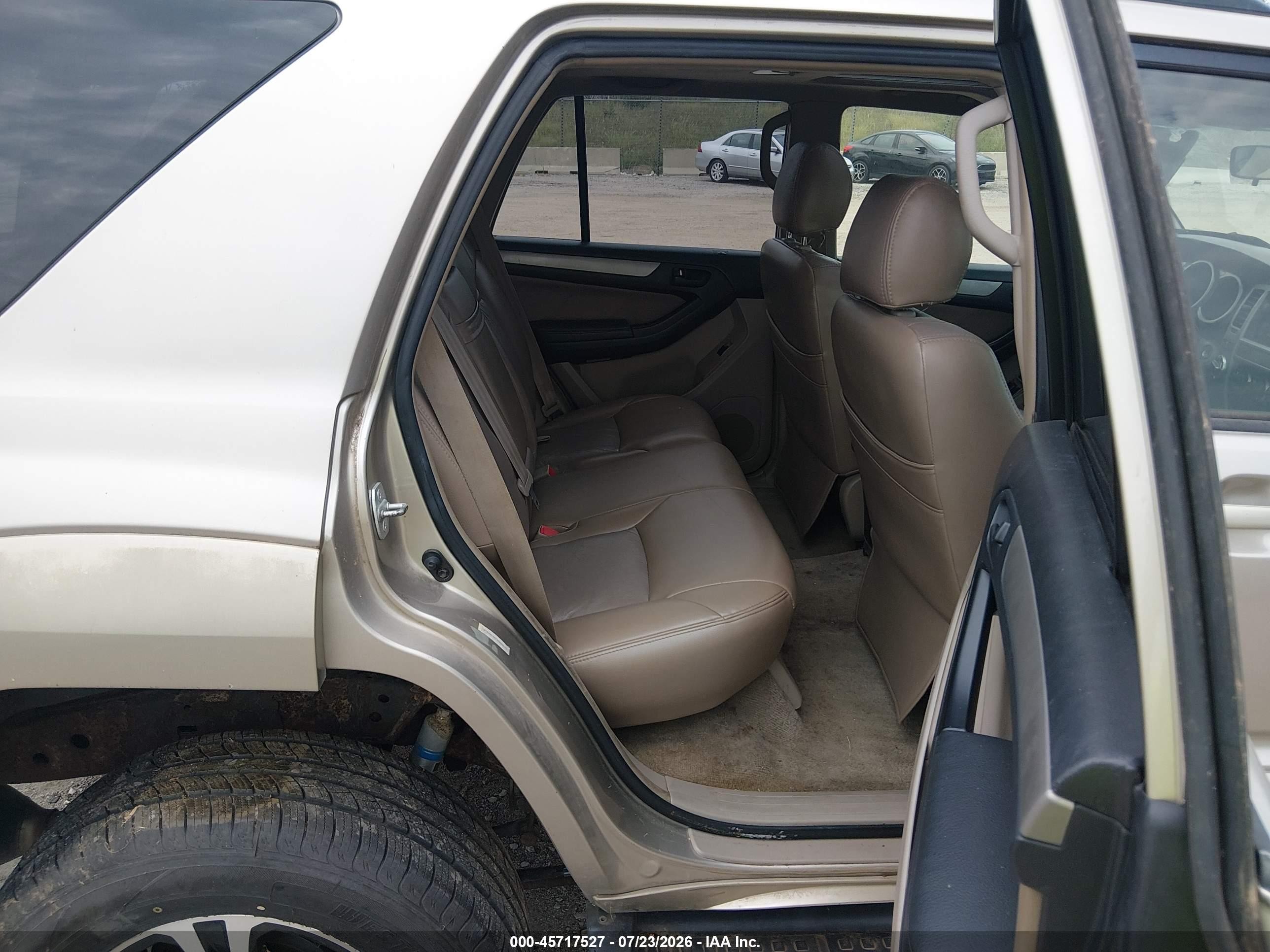 2004 Toyota 4runner Sr5 V6 Beige vin: JTEBU14R740054179