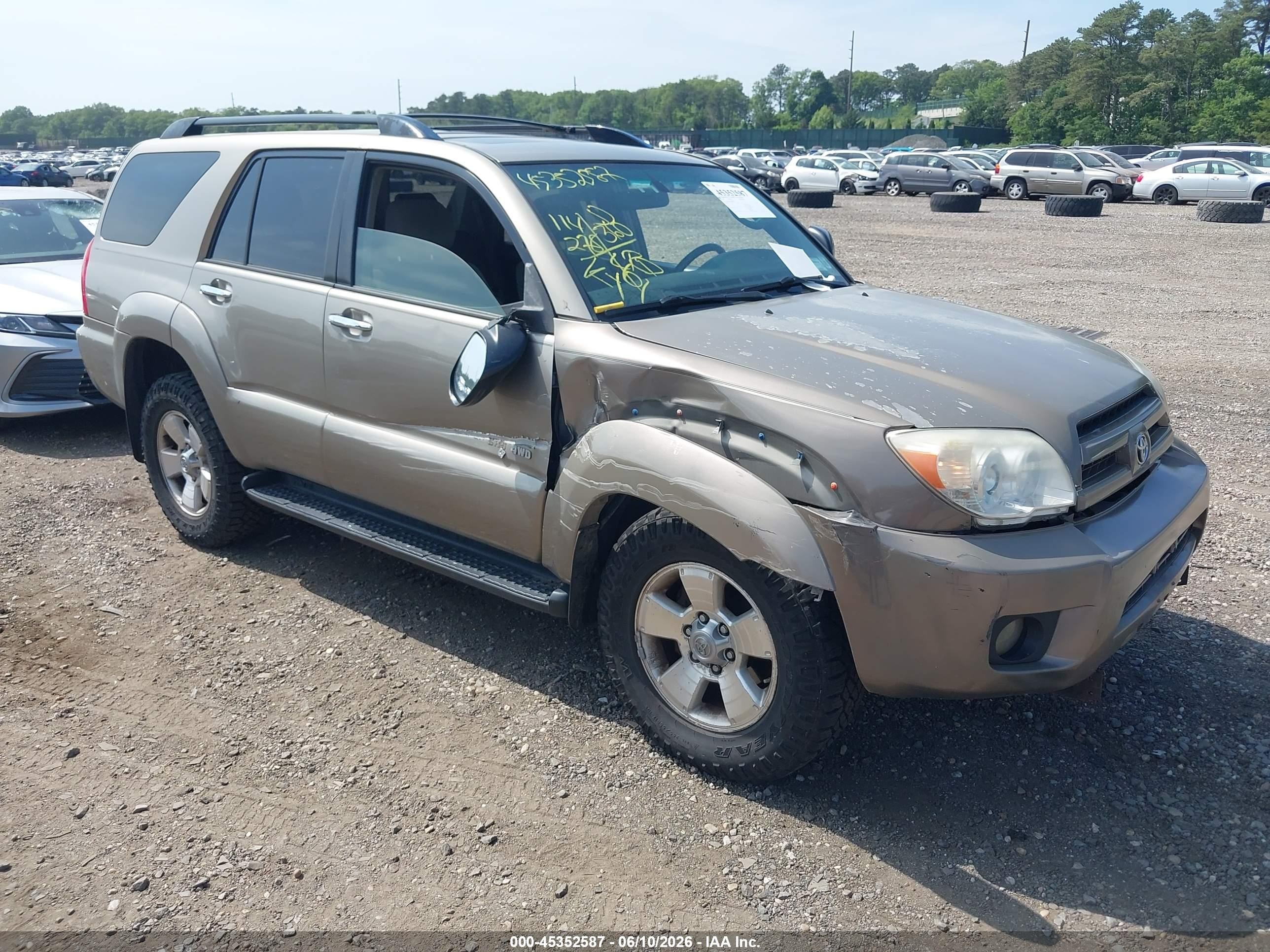 2006 Toyota 4runner Sr5 Beige vin: JTEBU14R760095026