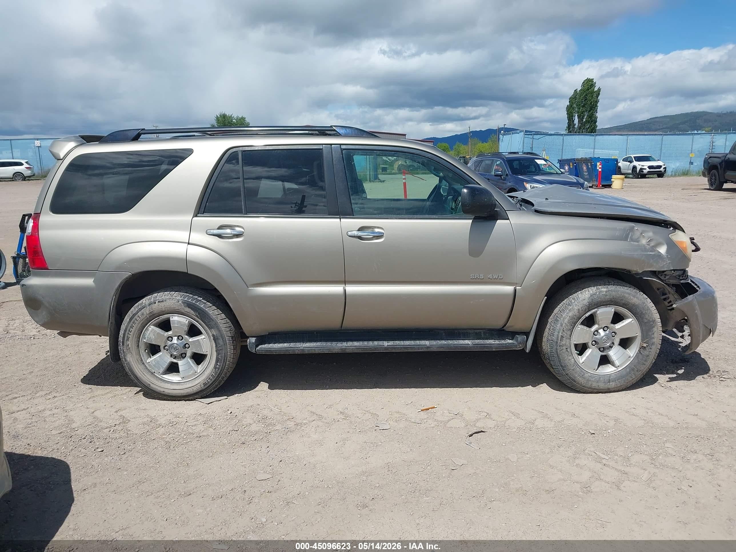 2007 Toyota 4runner Sr5 V6 Silver vin: JTEBU14R770127619