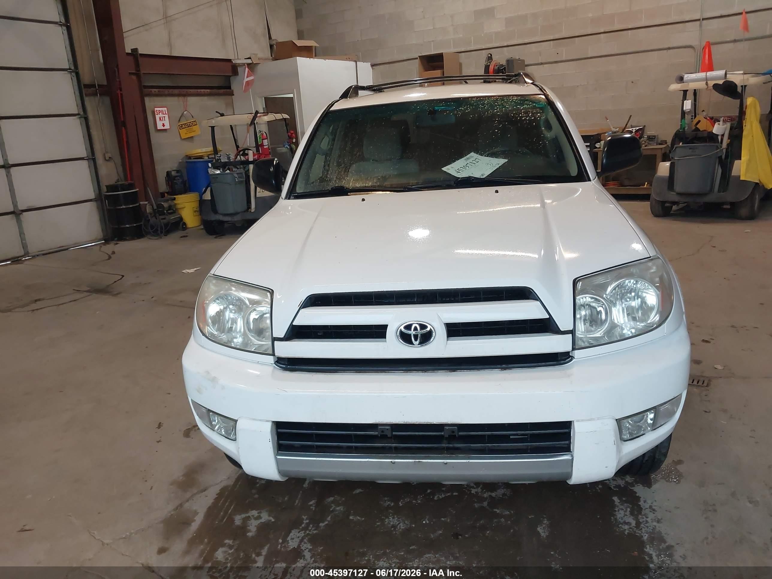 2004 Toyota 4runner Sr5 V6 White vin: JTEBU14R840022082