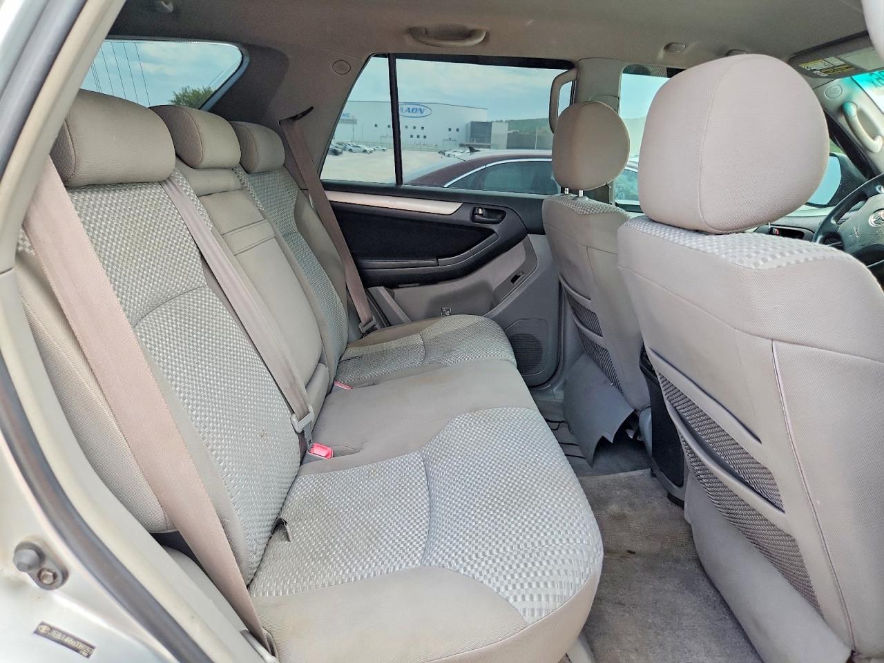2006 Toyota 4runner Sr5 Серебряный vin: JTEBU14R860089297