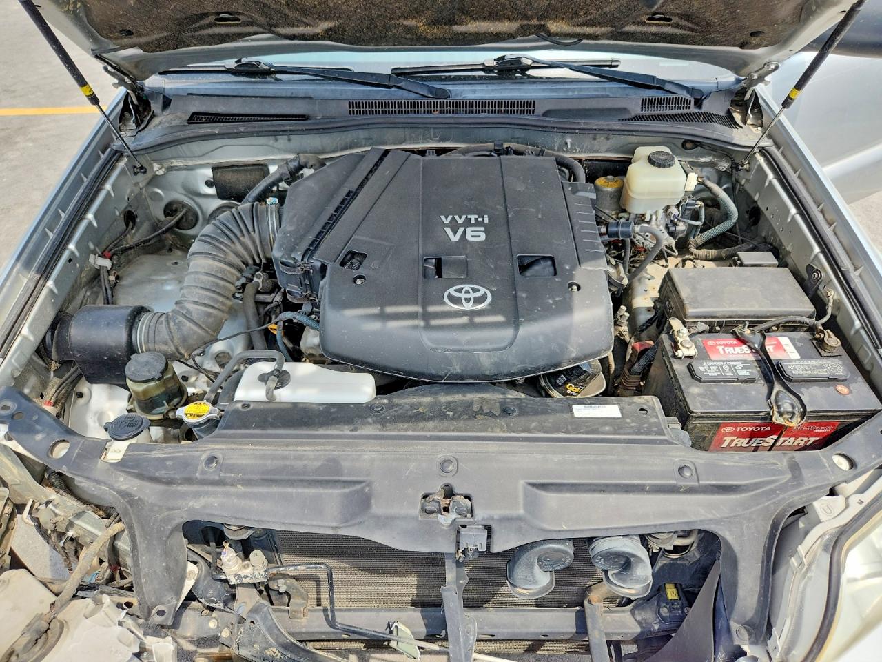 2006 Toyota 4runner Sr5 Серебряный vin: JTEBU14R860089297