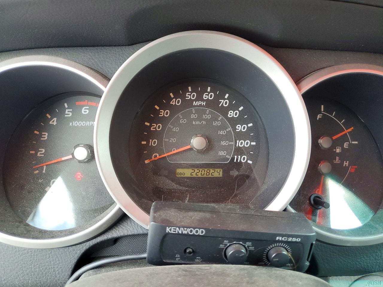 2006 Toyota 4runner Sr5 White vin: JTEBU14R860097013