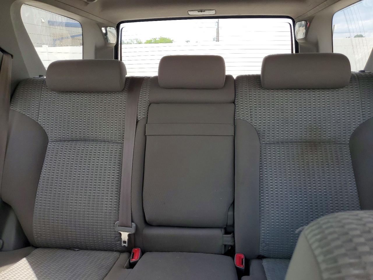 2006 Toyota 4runner Sr5 White vin: JTEBU14R860097013