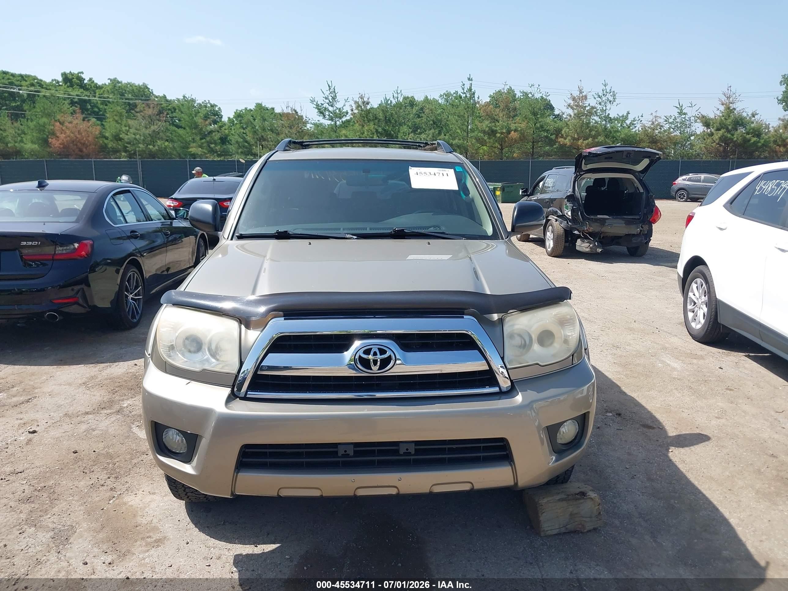 2006 Toyota 4runner Sr5 V6 Gold vin: JTEBU14R868066412