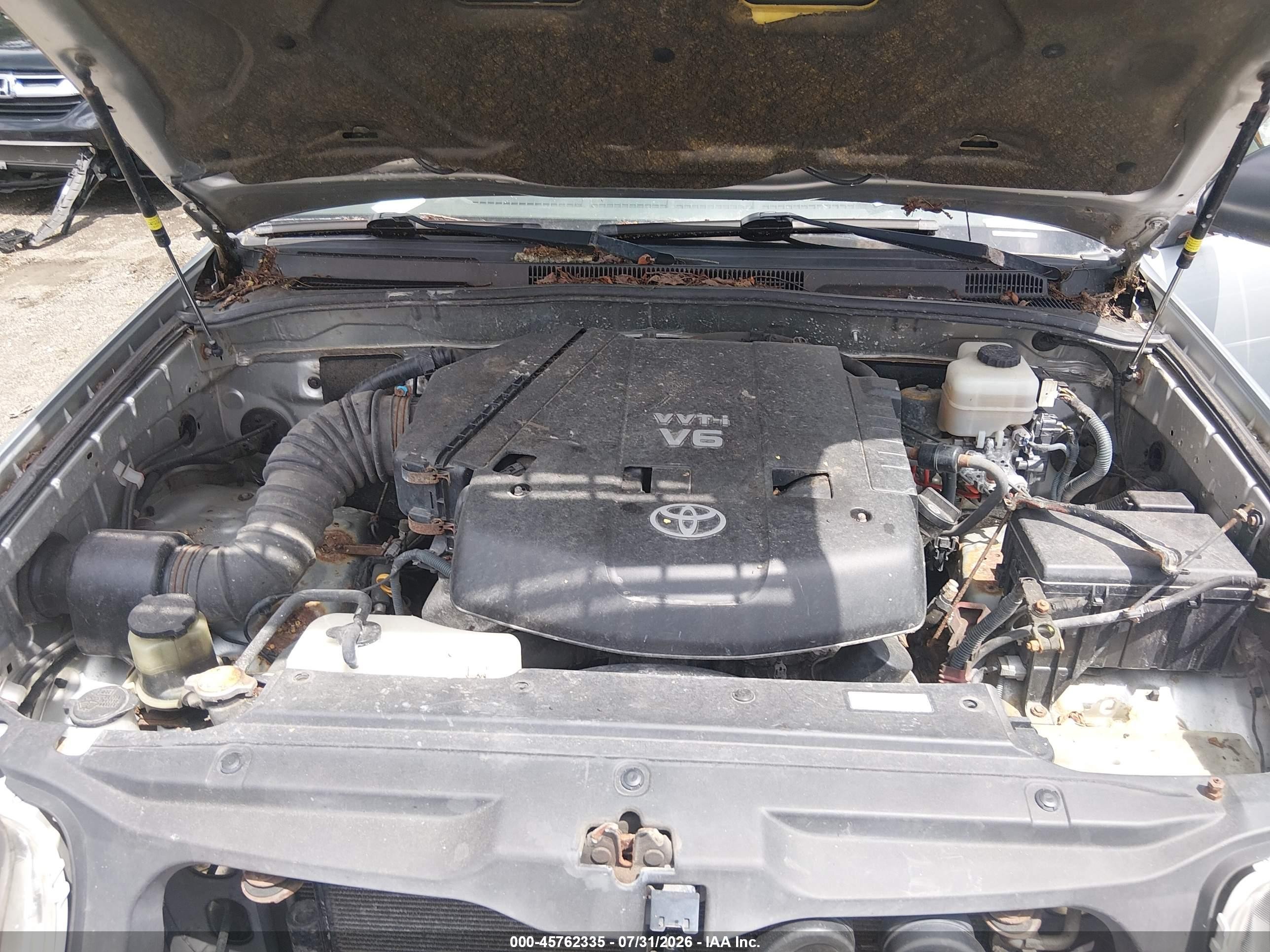 2007 Toyota 4runner Sr5 Silver vin: JTEBU14R870107878