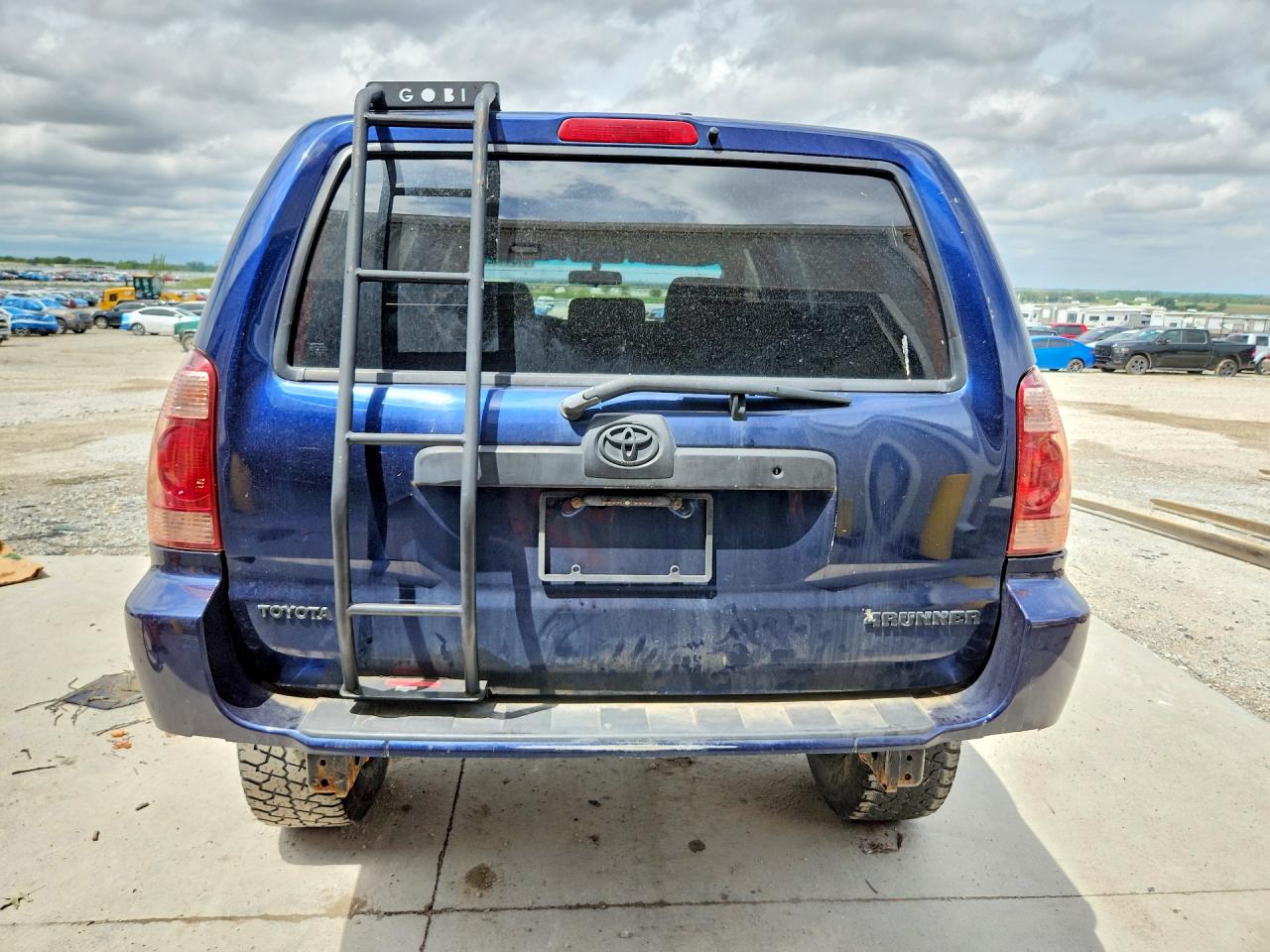 2007 Toyota 4runner Sr5 Blue vin: JTEBU14R870110151