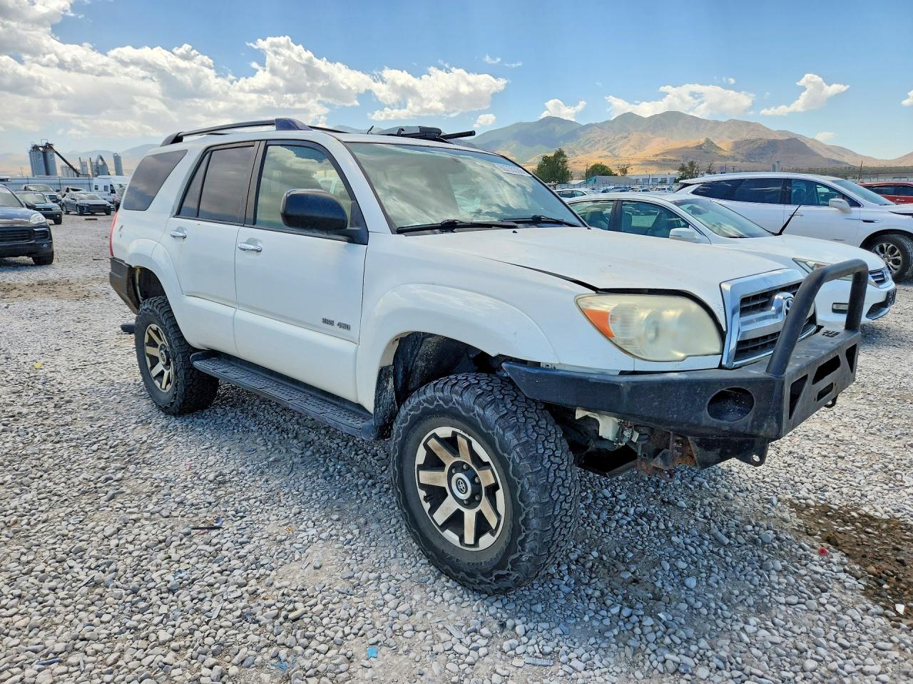 2007 Toyota 4runner Sr5 White vin: JTEBU14R870125944