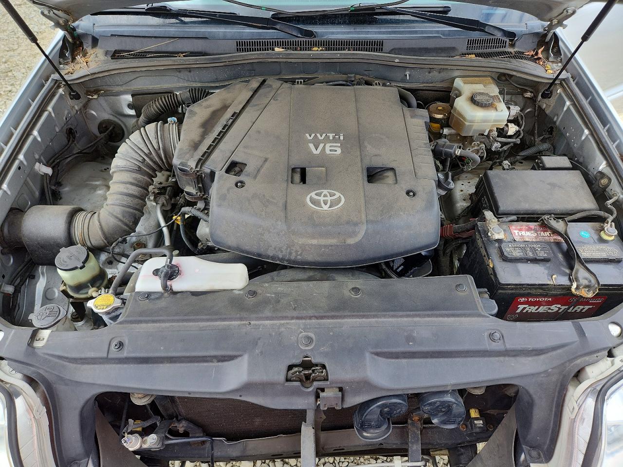 2003 Toyota 4runner Sr5 Silver vin: JTEBU14R930015205