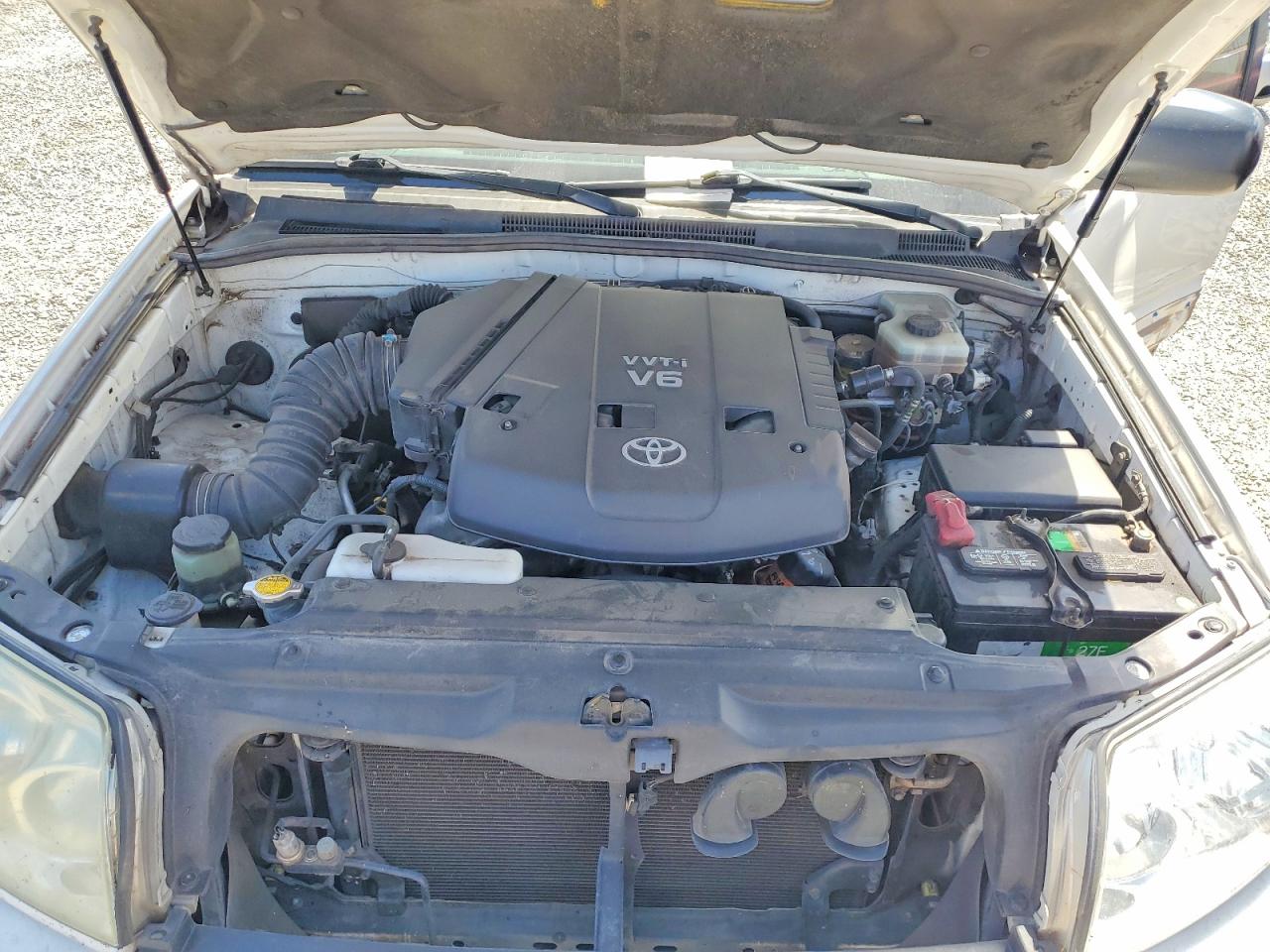 2003 Toyota 4runner Sr5 White vin: JTEBU14R930015964