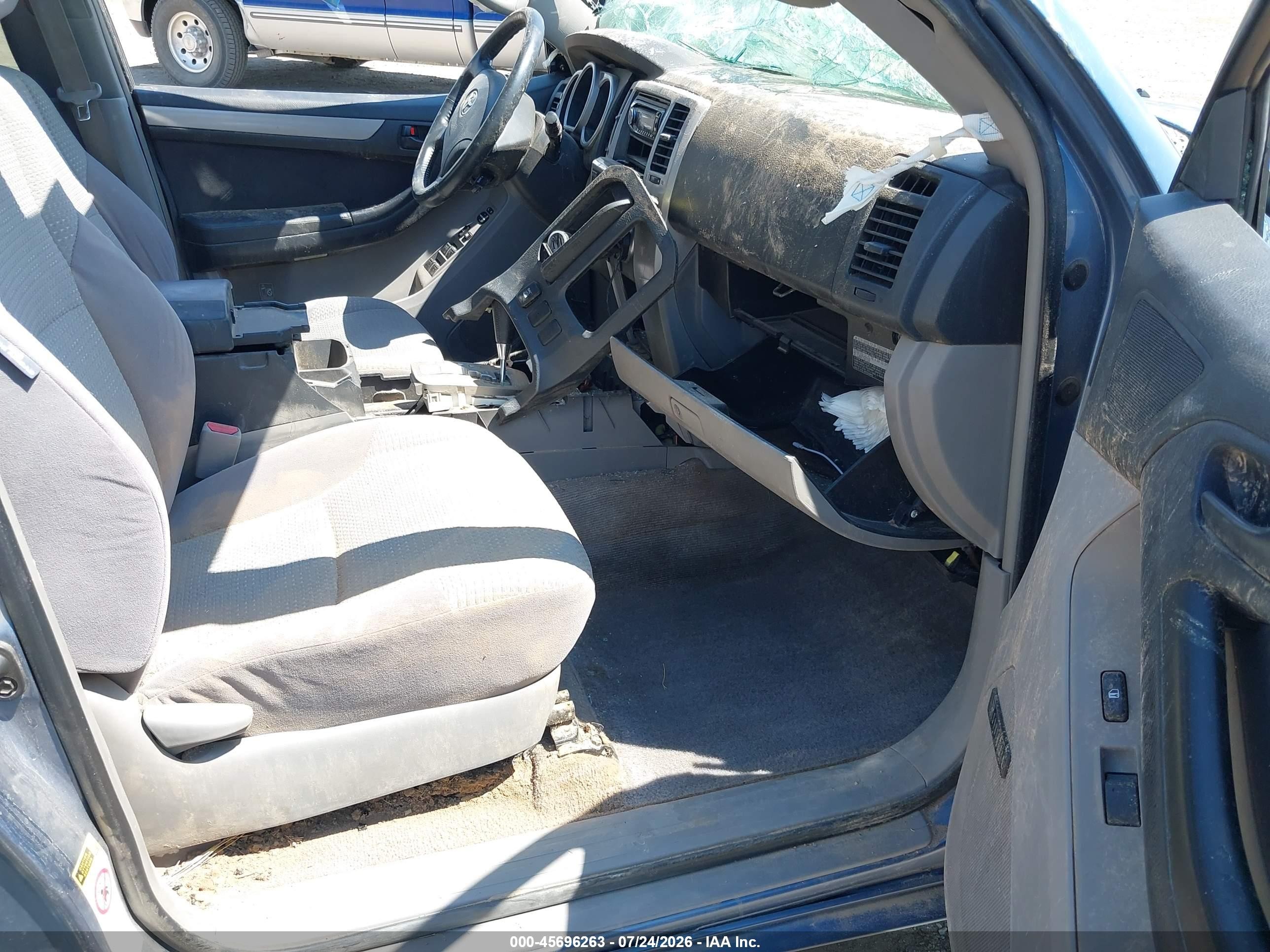2004 Toyota 4runner Sr5 V6 Light Blue vin: JTEBU14R940027890