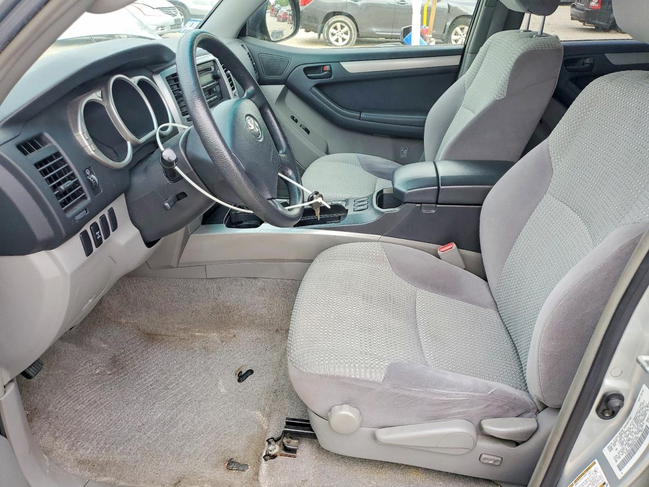 2005 Toyota 4runner Sr5 Silver vin: JTEBU14R950057246