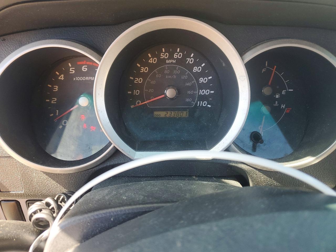 2006 Toyota 4runner Sr5 White vin: JTEBU14R960090958