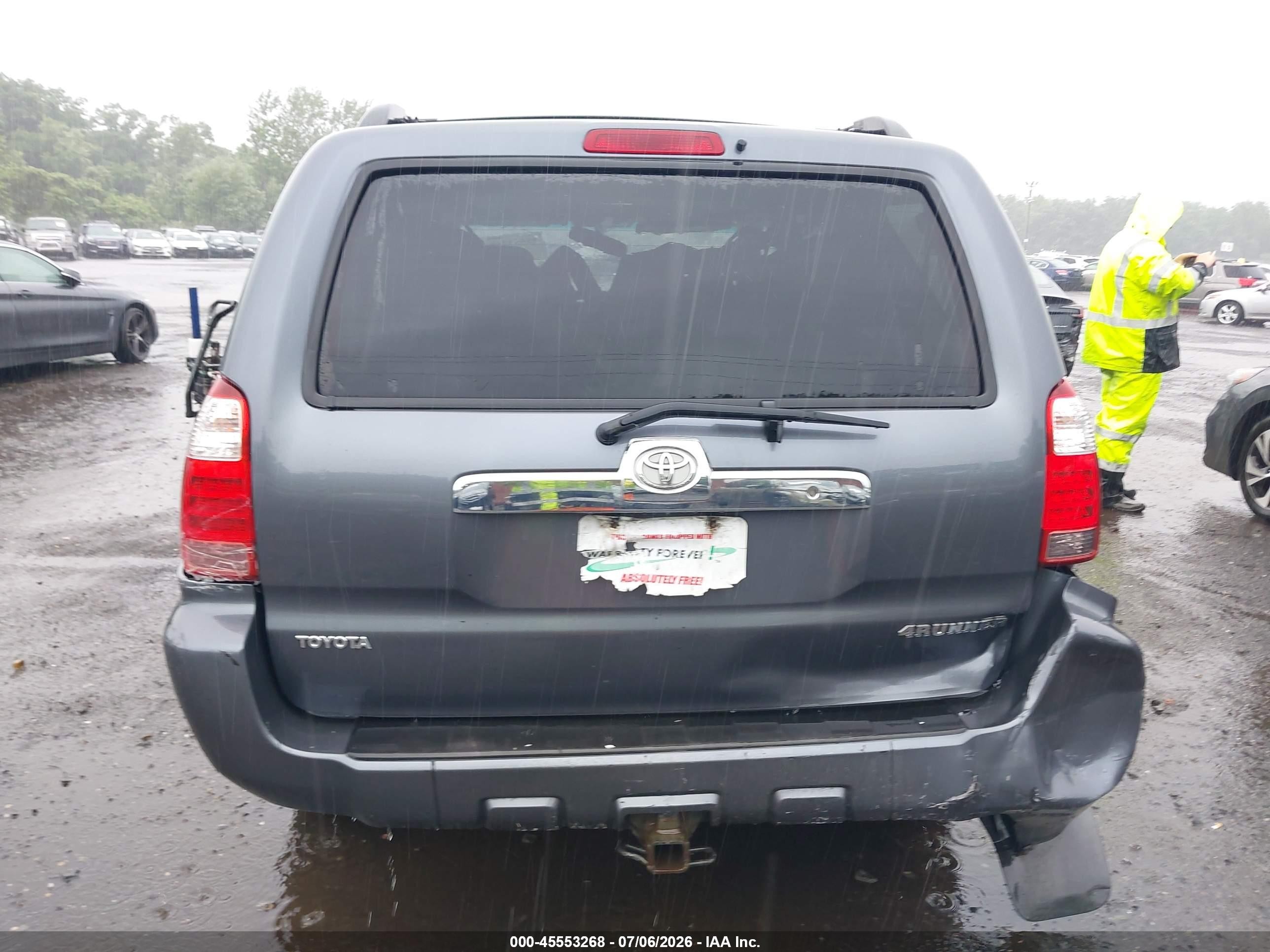 2008 Toyota 4runner Sr5 V6 Gray vin: JTEBU14R980131639