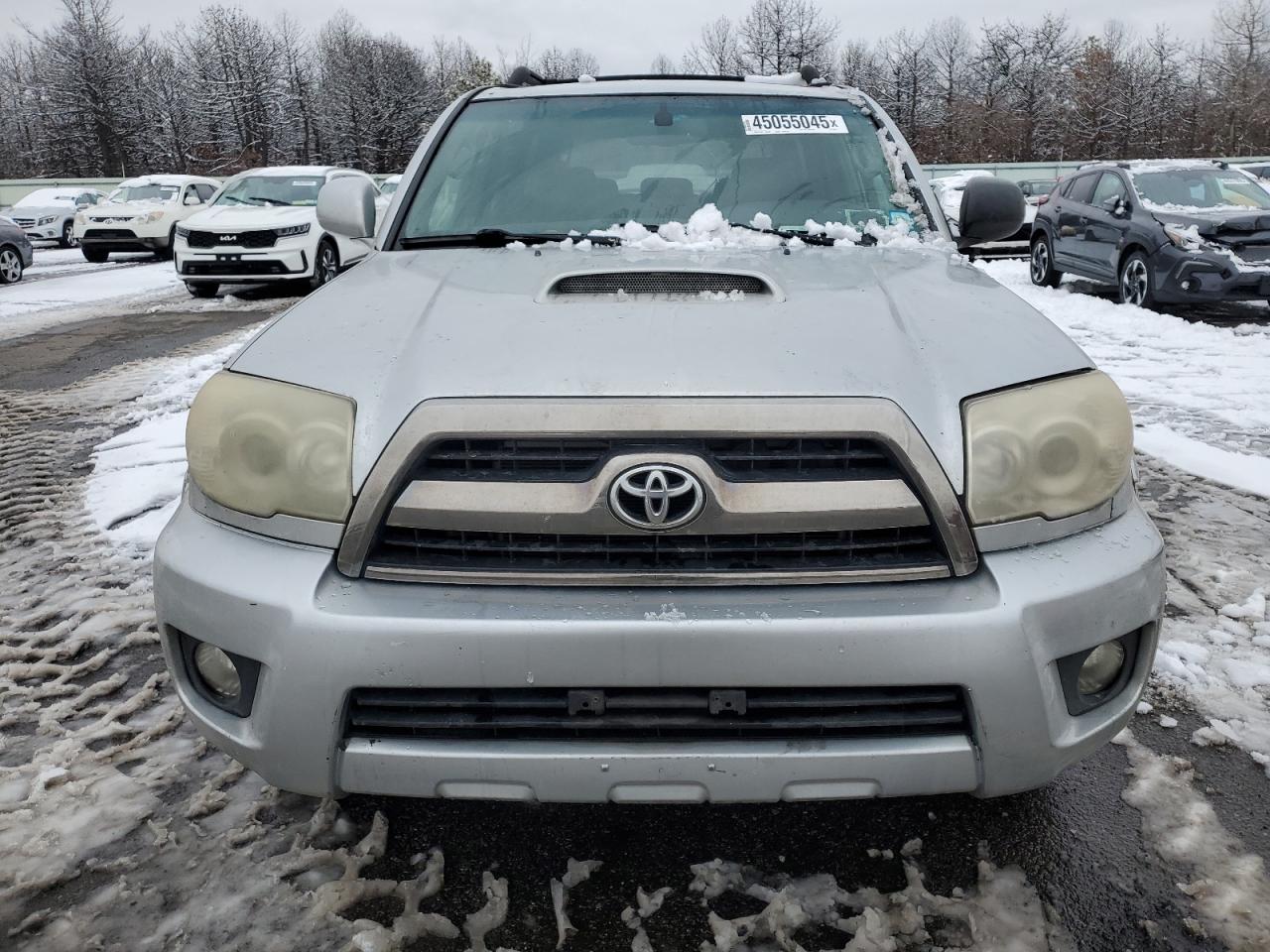 2008 Toyota 4runner Sr5 Silver vin: JTEBU14R98K023011