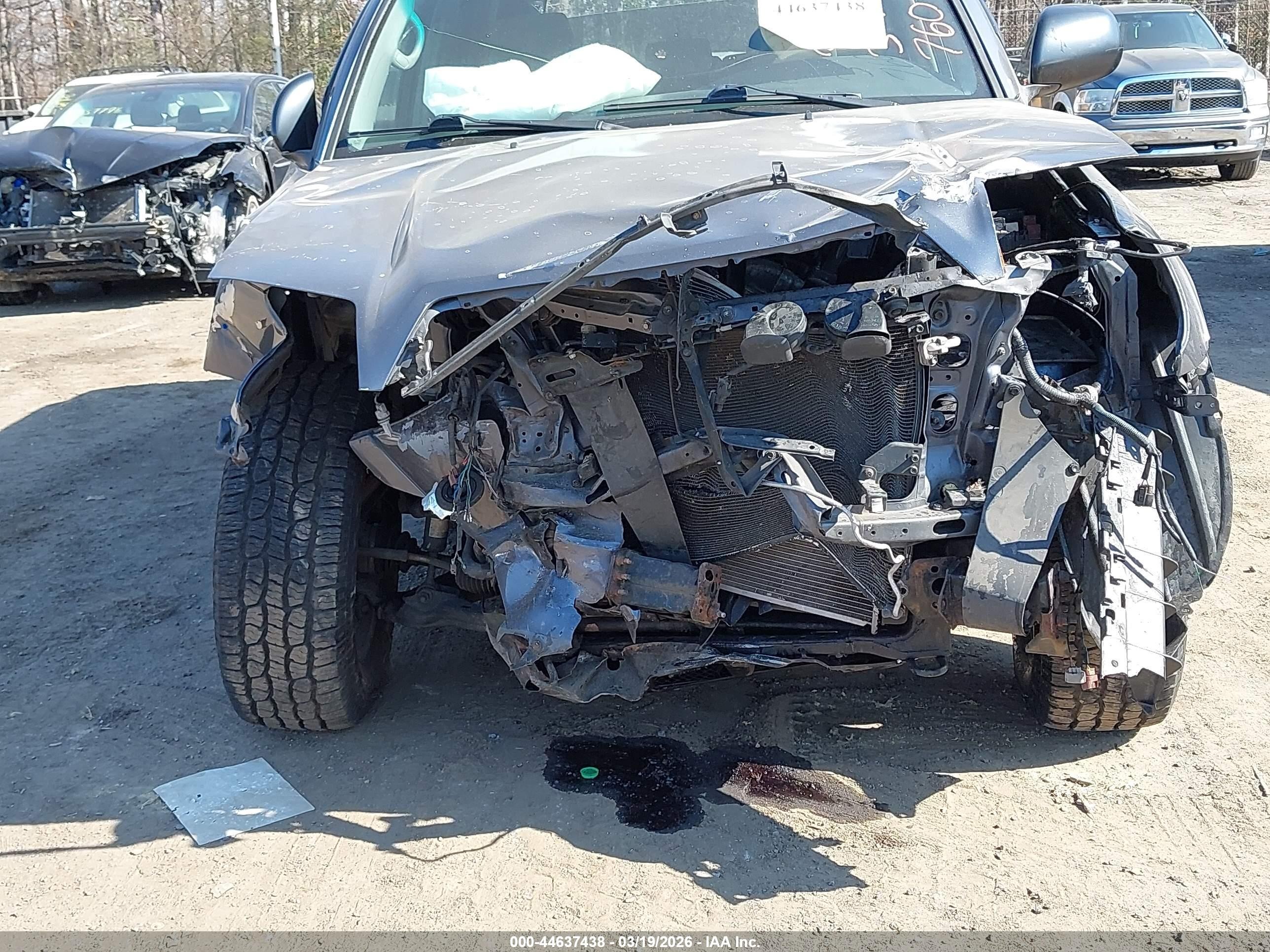 2003 Toyota 4runner Sr5 V6 Серый vin: JTEBU14RX30007601