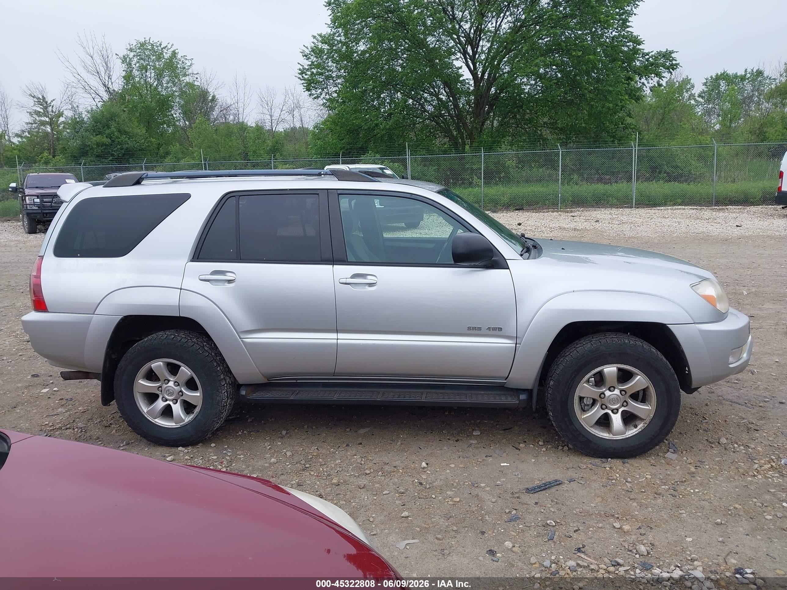 2004 Toyota 4runner Sr5 V6 Silver vin: JTEBU14RX40037795