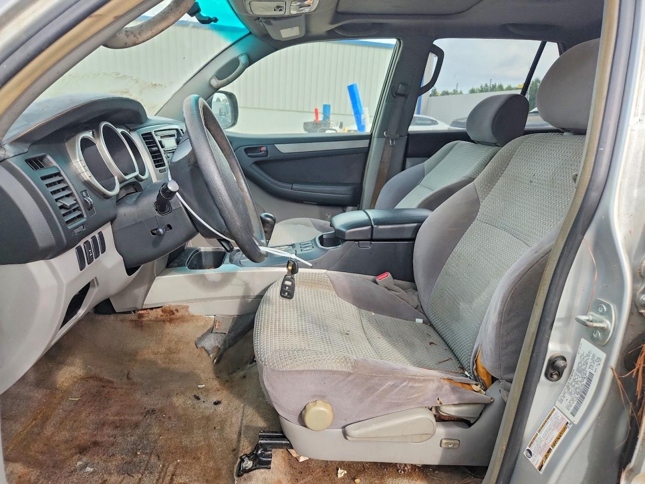 2005 Toyota 4runner Sr5 Silver vin: JTEBU14RX58041932