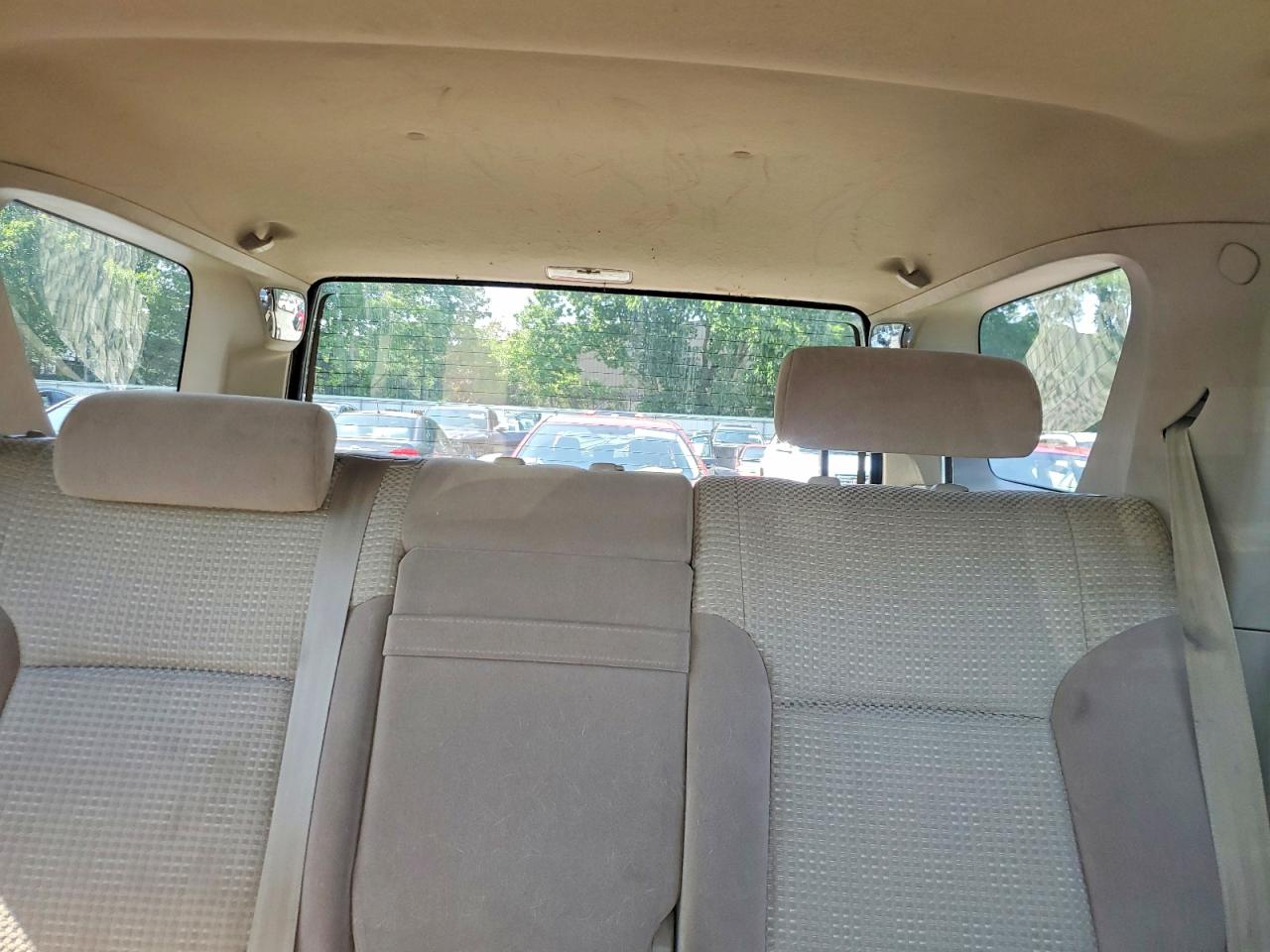 2005 Toyota 4runner Sr5 Gold vin: JTEBU14RX58043986