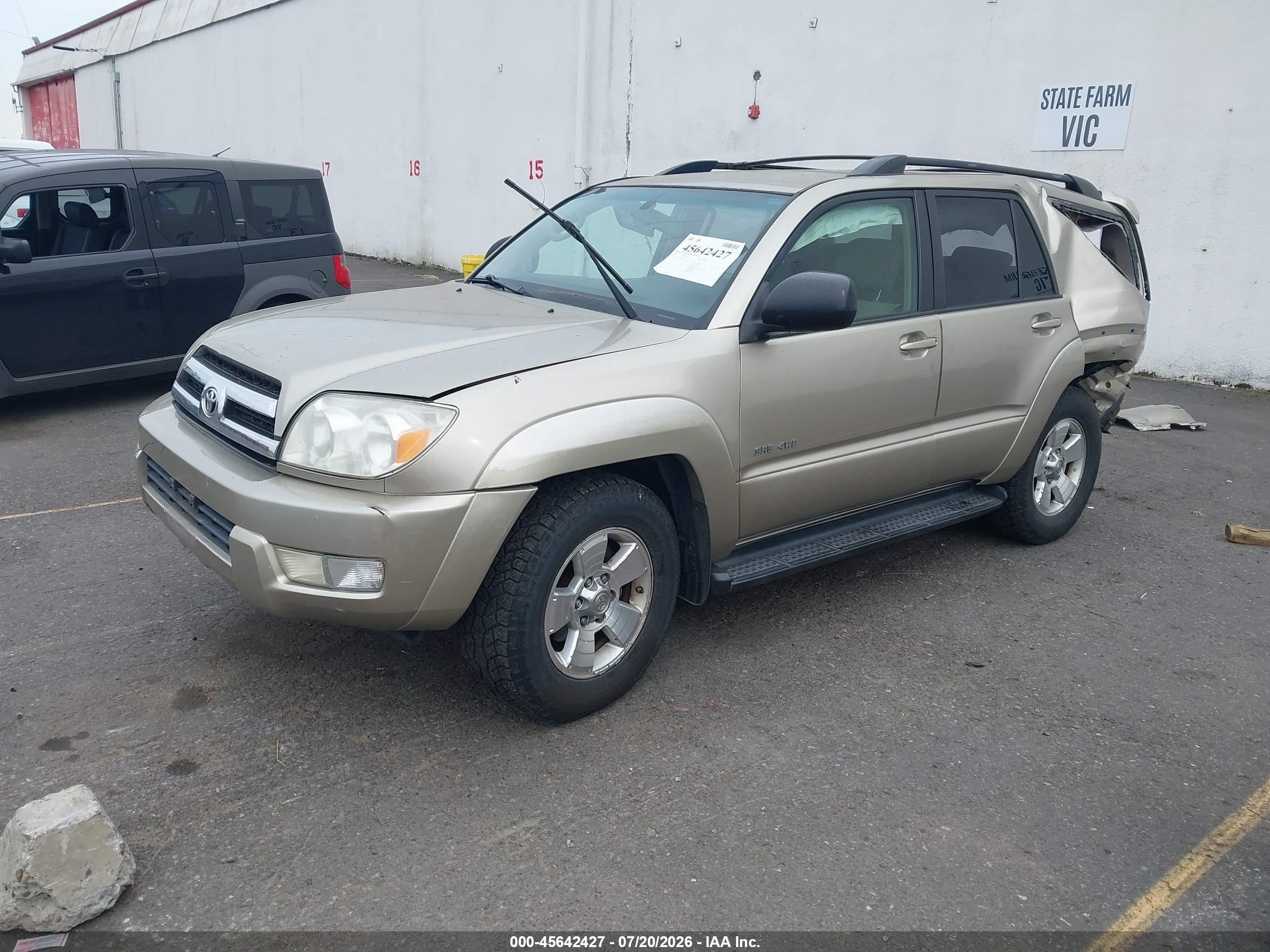 2005 Toyota 4runner Sr5 V6 Gold vin: JTEBU14RX58045558