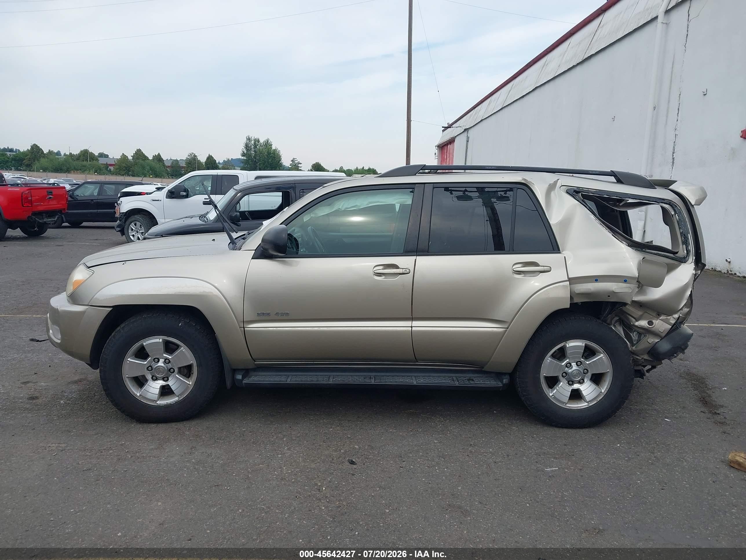 2005 Toyota 4runner Sr5 V6 Gold vin: JTEBU14RX58045558
