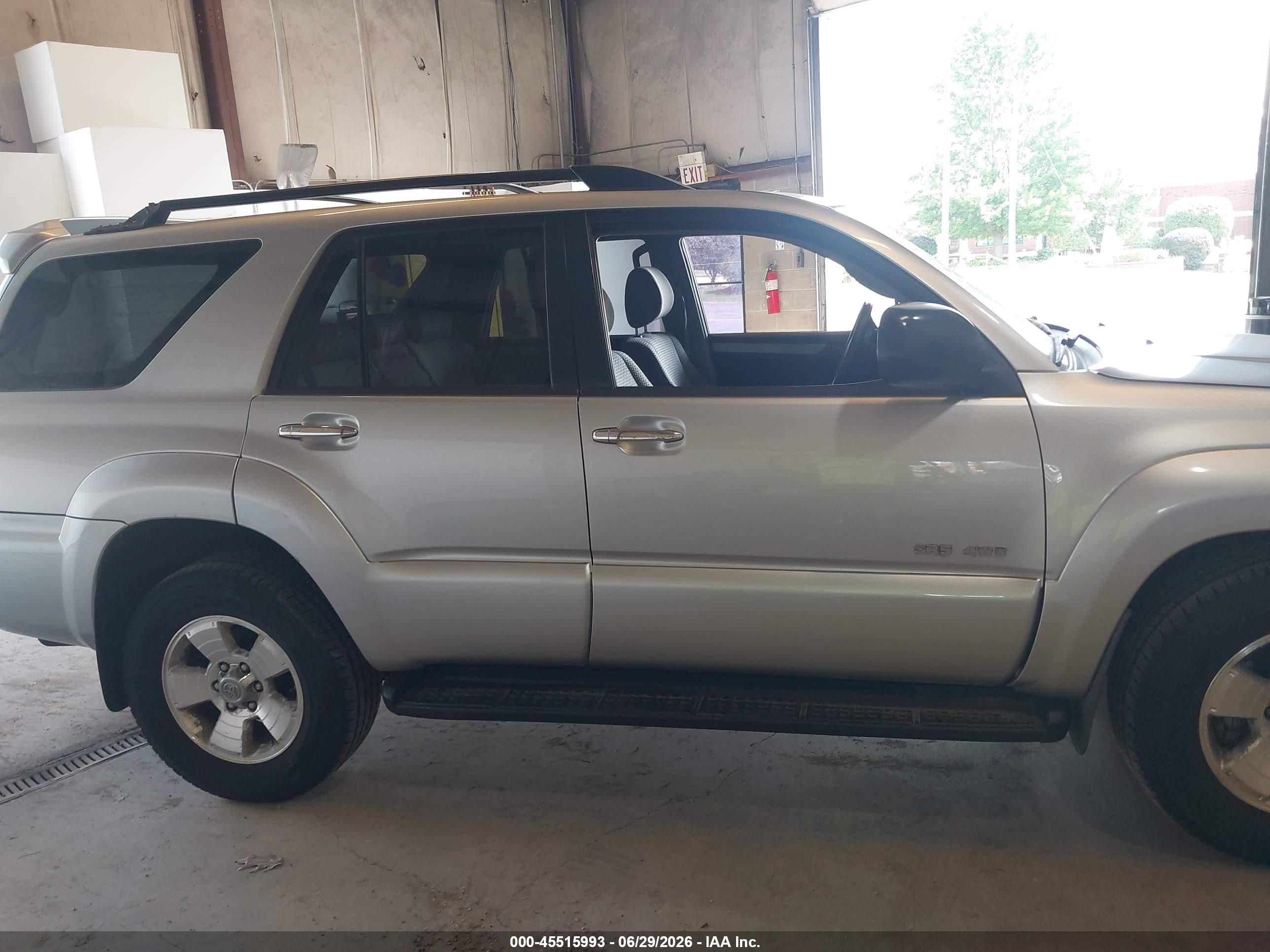 2006 Toyota 4runner Sr5 V6 Silver vin: JTEBU14RX60098261