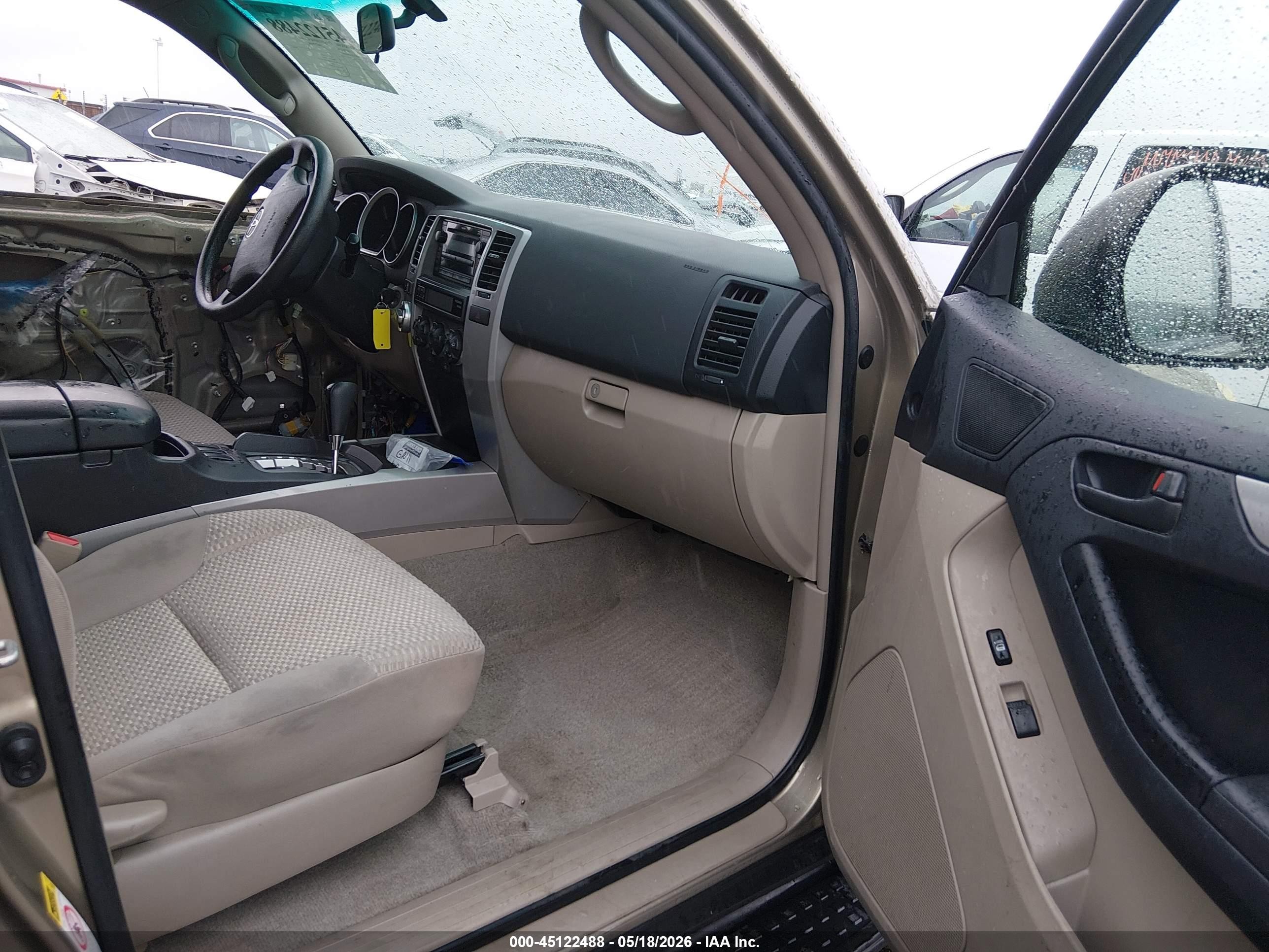2007 Toyota 4runner Sr5 V6 Gold vin: JTEBU14RX78096867