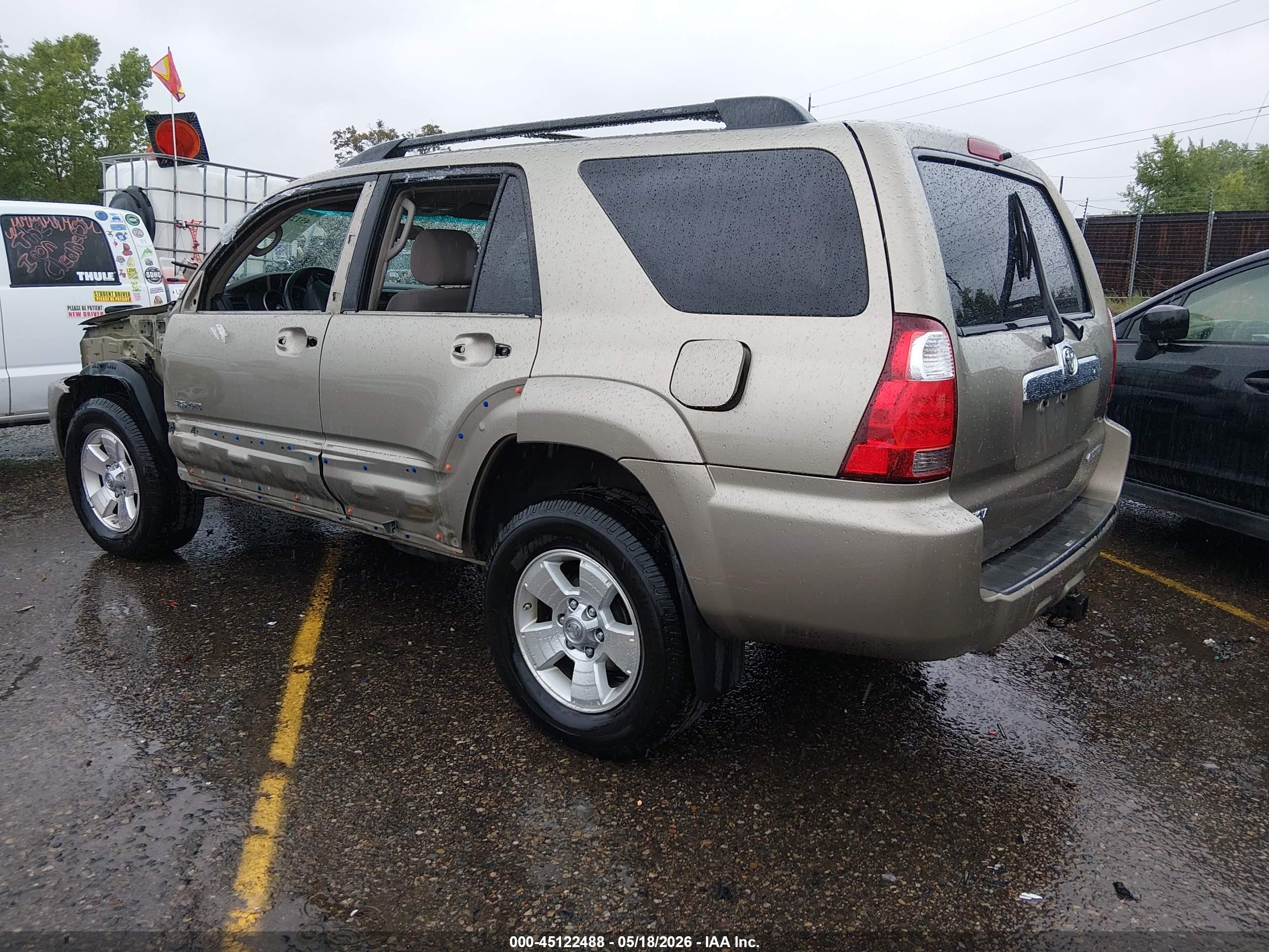 2007 Toyota 4runner Sr5 V6 Gold vin: JTEBU14RX78096867