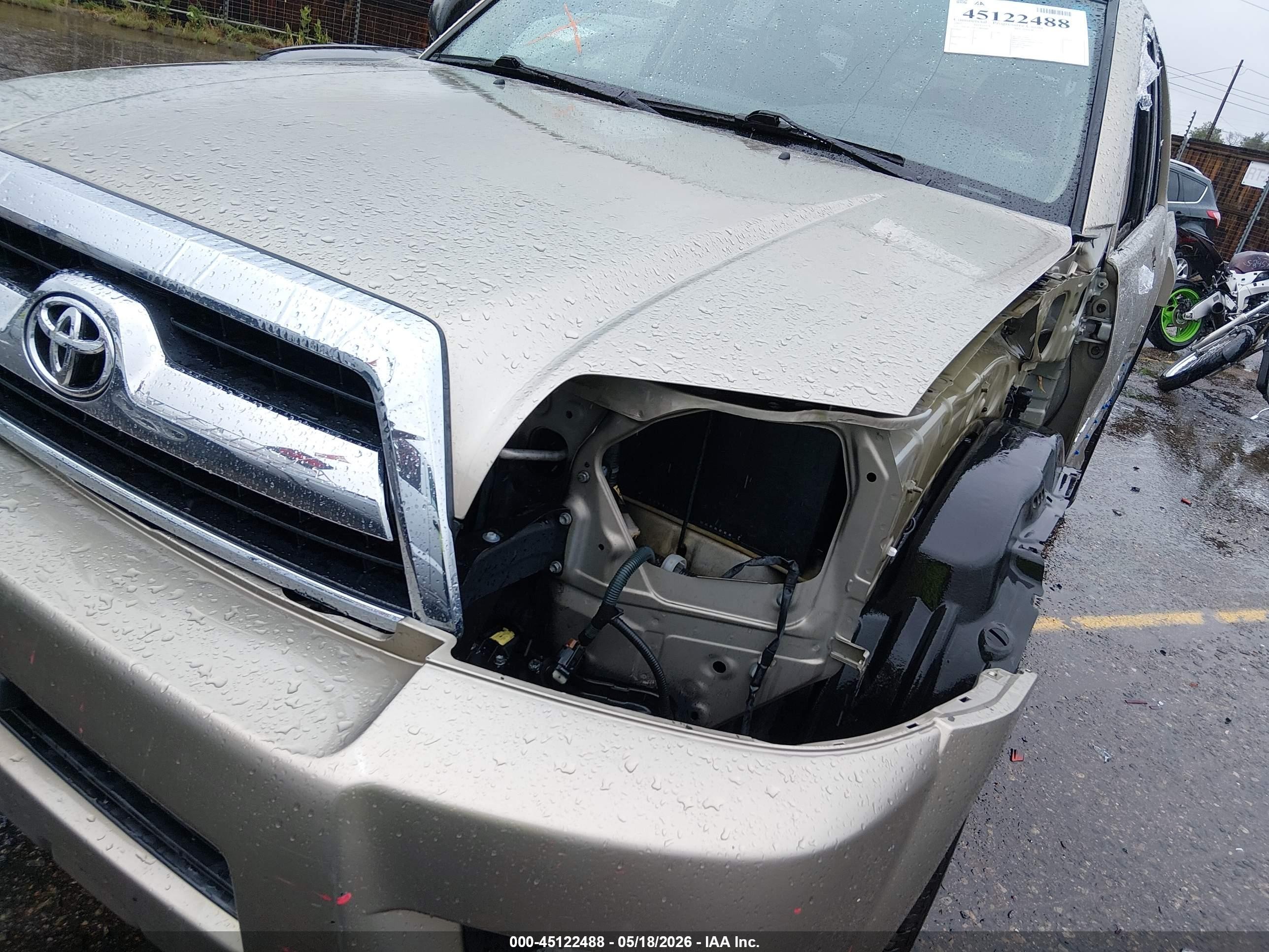 2007 Toyota 4runner Sr5 V6 Gold vin: JTEBU14RX78096867