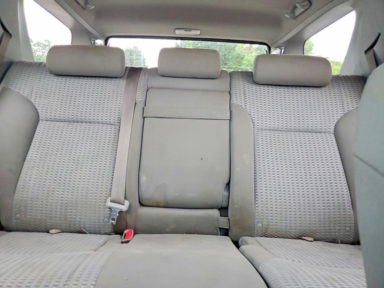 2008 Toyota 4runner Sr5 Silver vin: JTEBU14RX8K023258