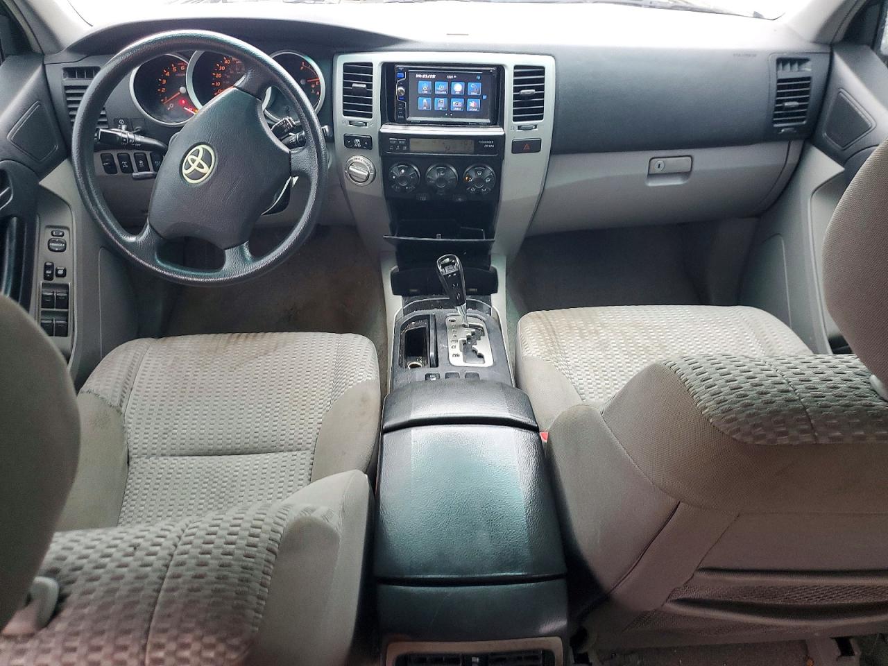 2008 Toyota 4runner Sr5 Silver vin: JTEBU14RX8K023258