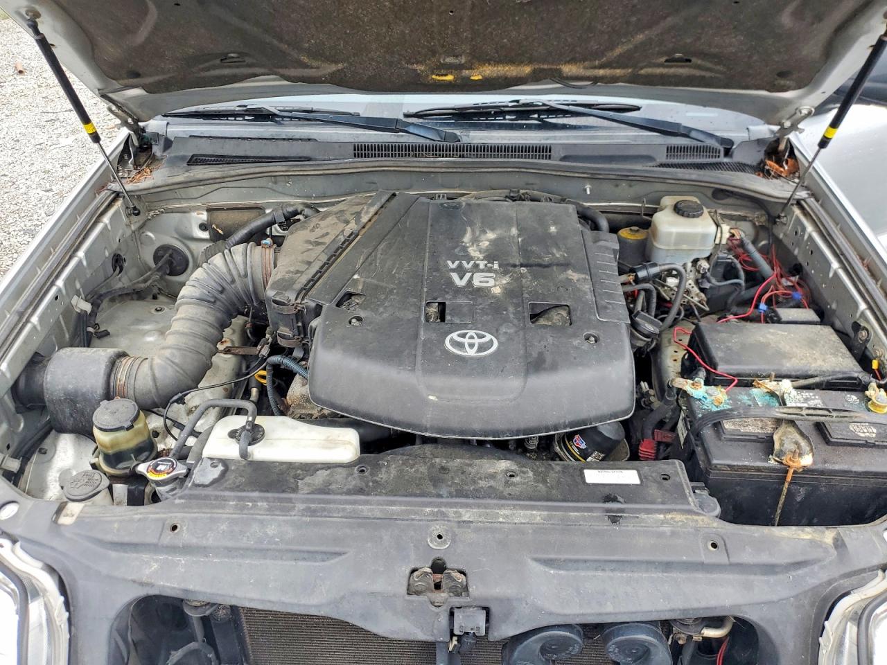 2008 Toyota 4runner Sr5 Silver vin: JTEBU14RX8K023258