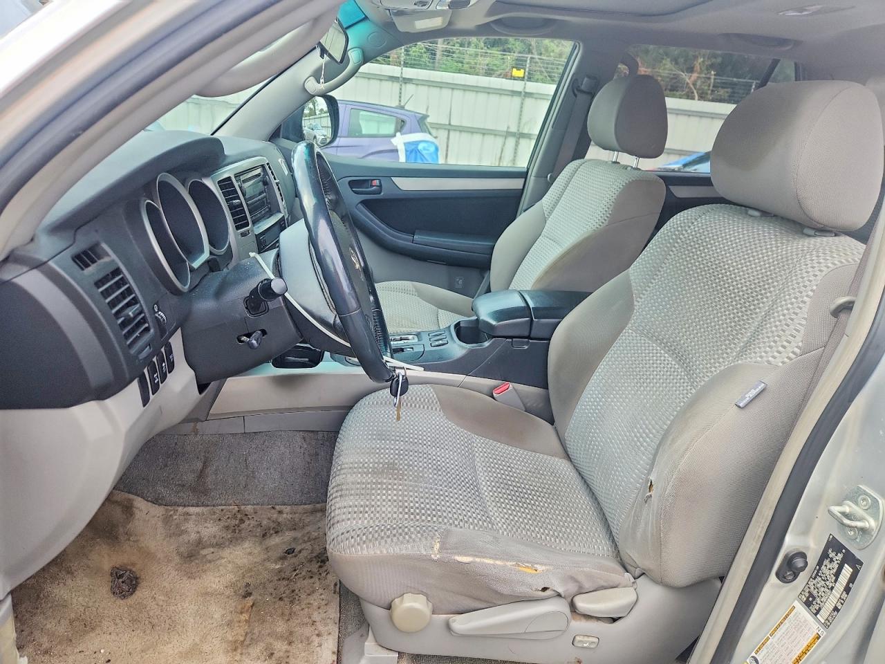 2009 Toyota 4runner Sr5 Серебряный vin: JTEBU14RX9K038067