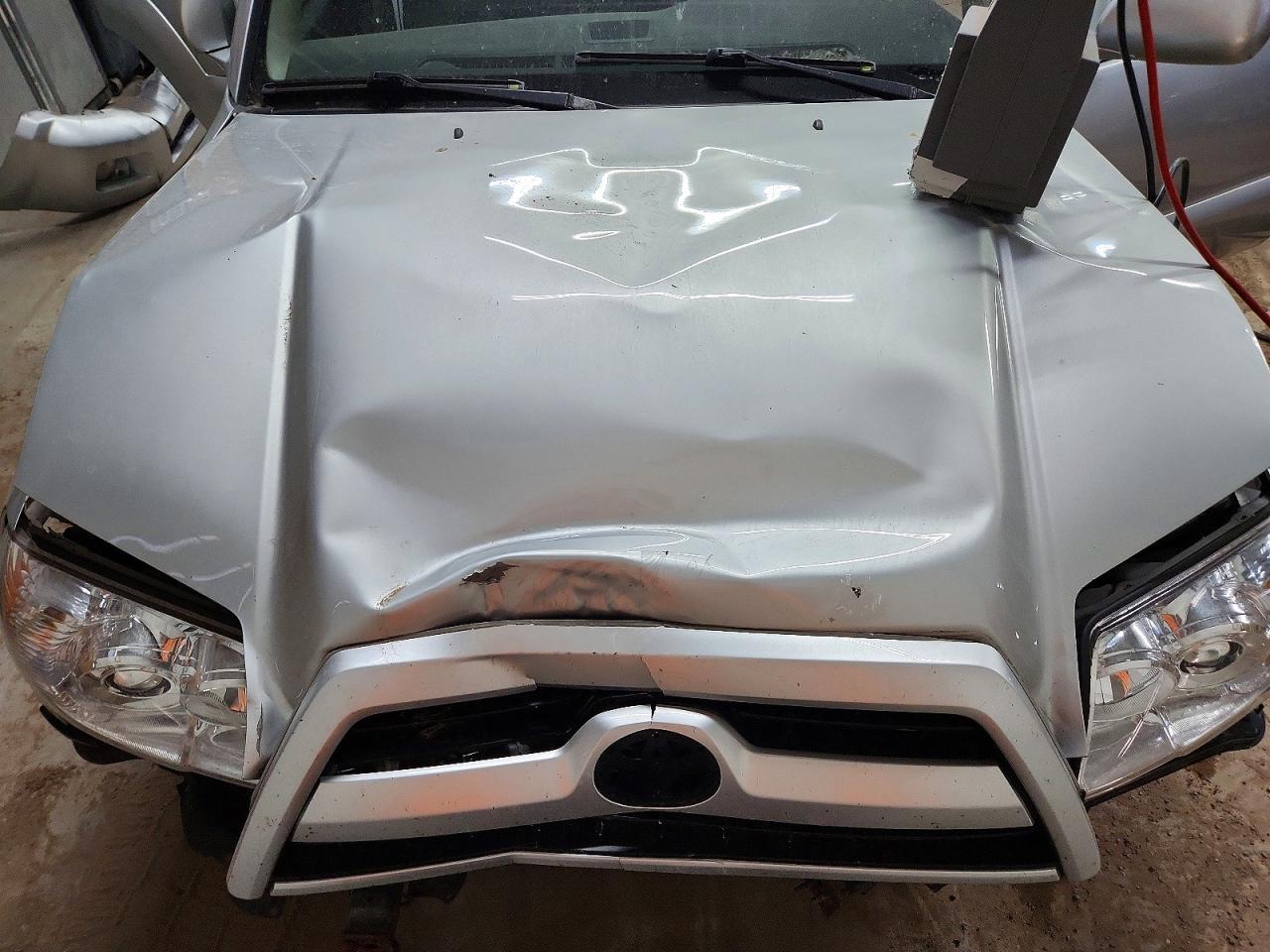 2007 Toyota 4runner Limited Silver vin: JTEBU17R270115793