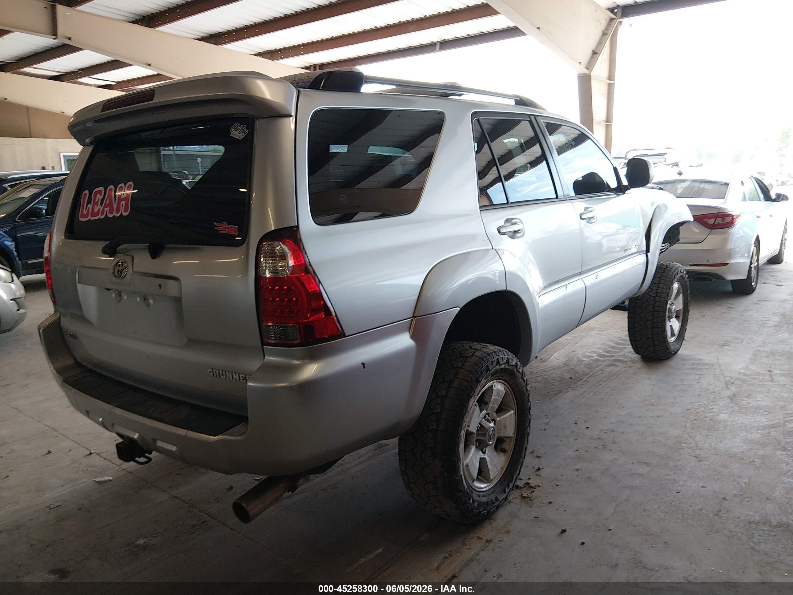 2008 Toyota 4runner Limited V6 Серебряный vin: JTEBU17R28K019247