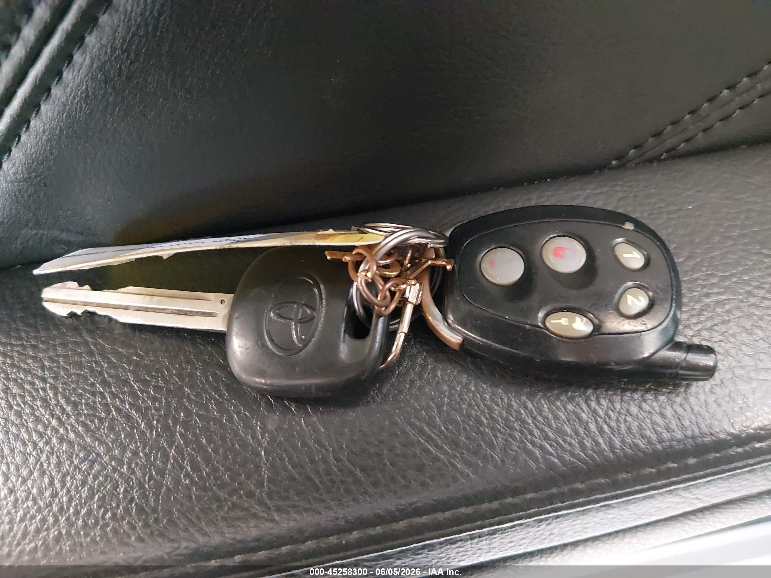 2008 Toyota 4runner Limited V6 Серебряный vin: JTEBU17R28K019247