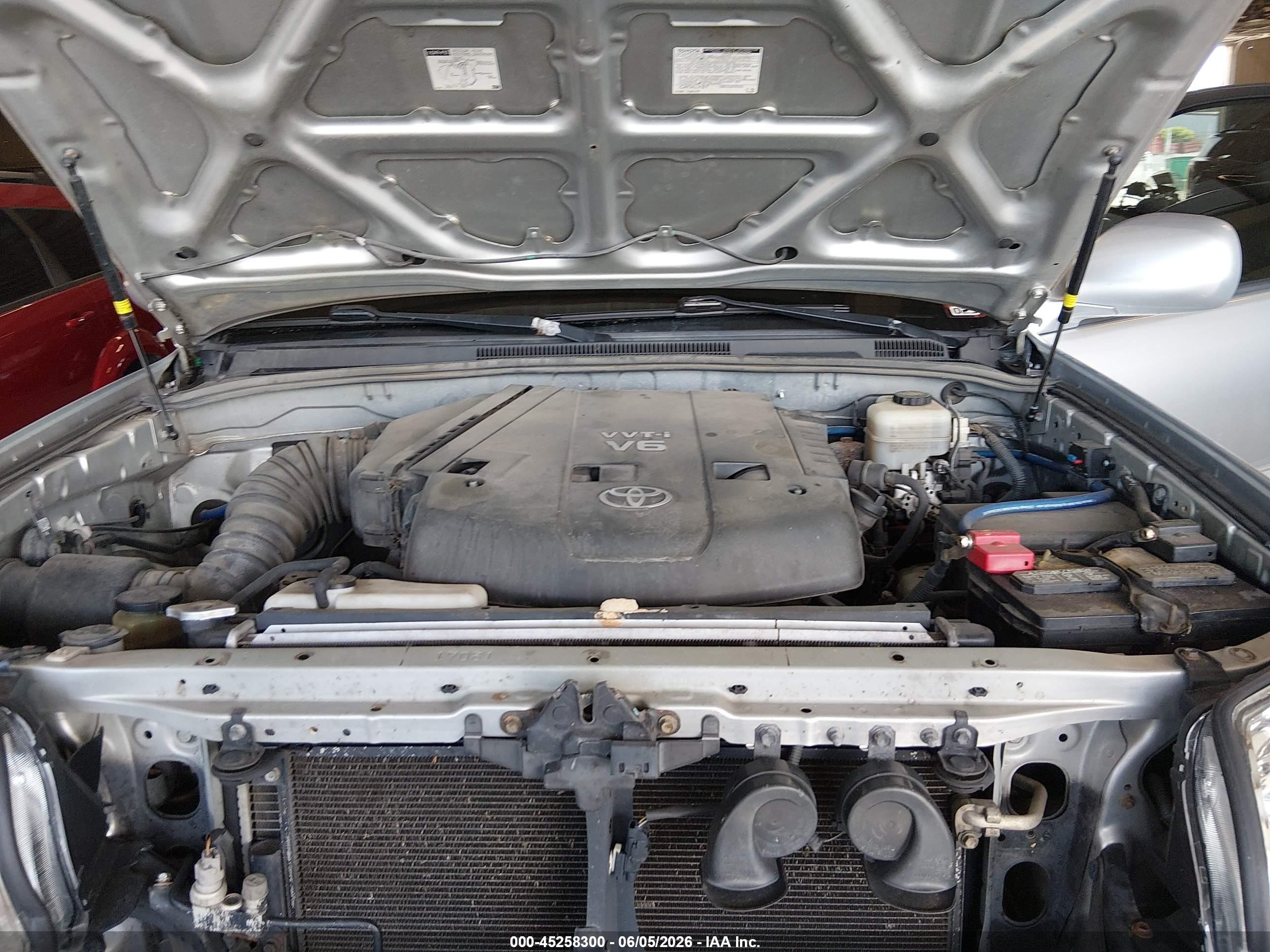 2008 Toyota 4runner Limited V6 Серебряный vin: JTEBU17R28K019247