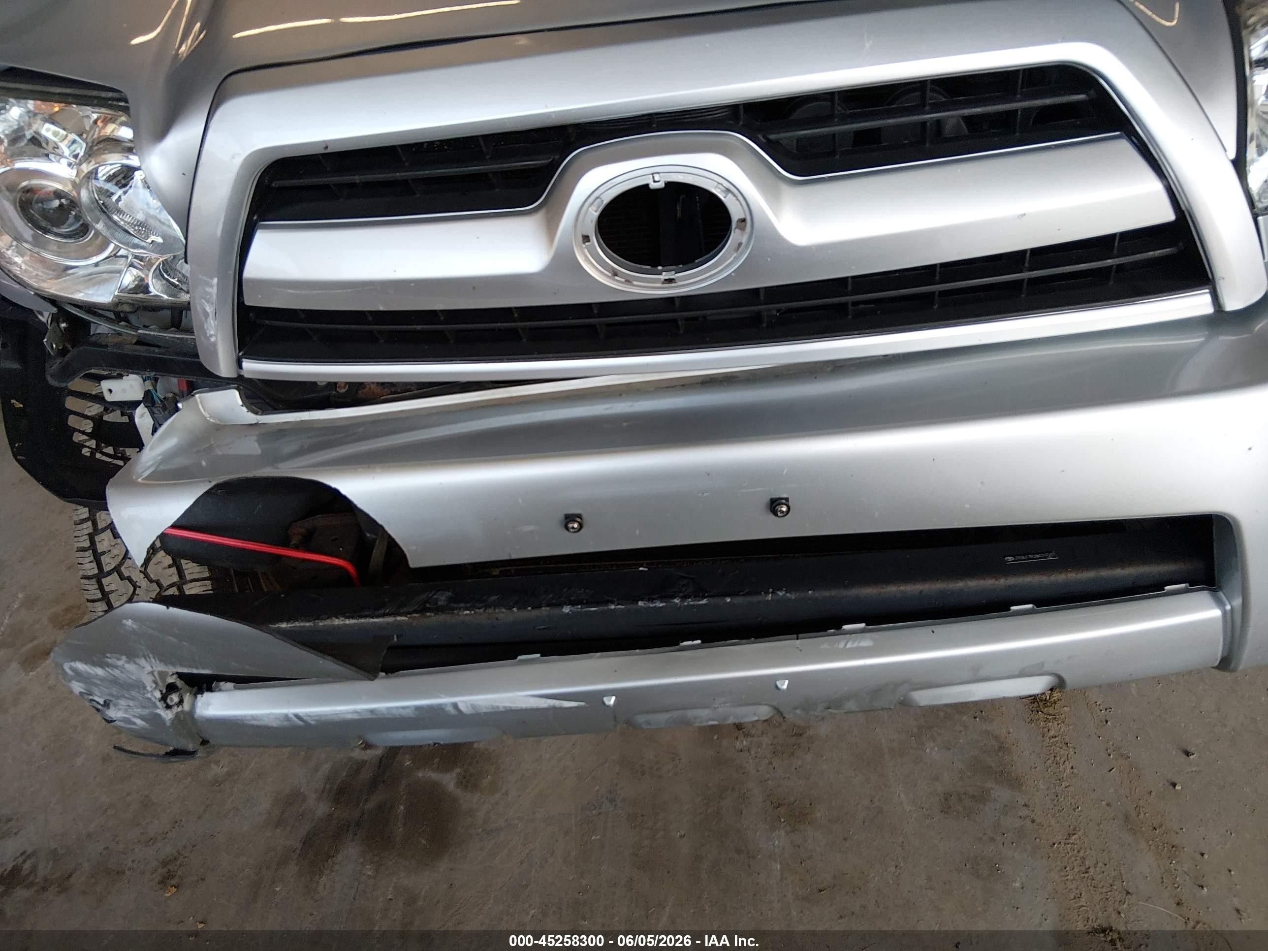 2008 Toyota 4runner Limited V6 Серебряный vin: JTEBU17R28K019247