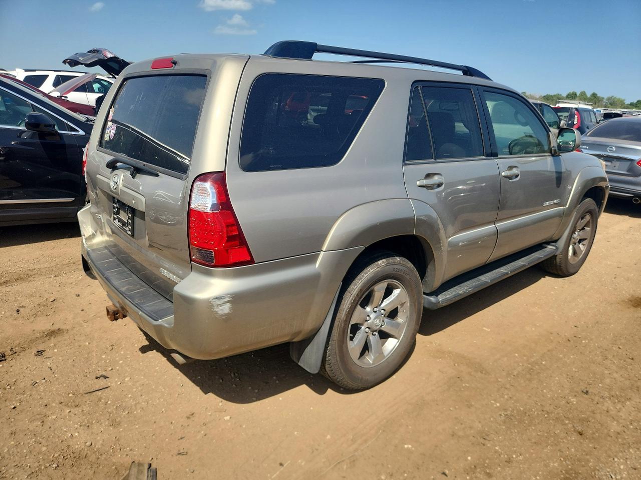 2007 Toyota 4runner Limited Beige vin: JTEBU17R370121909