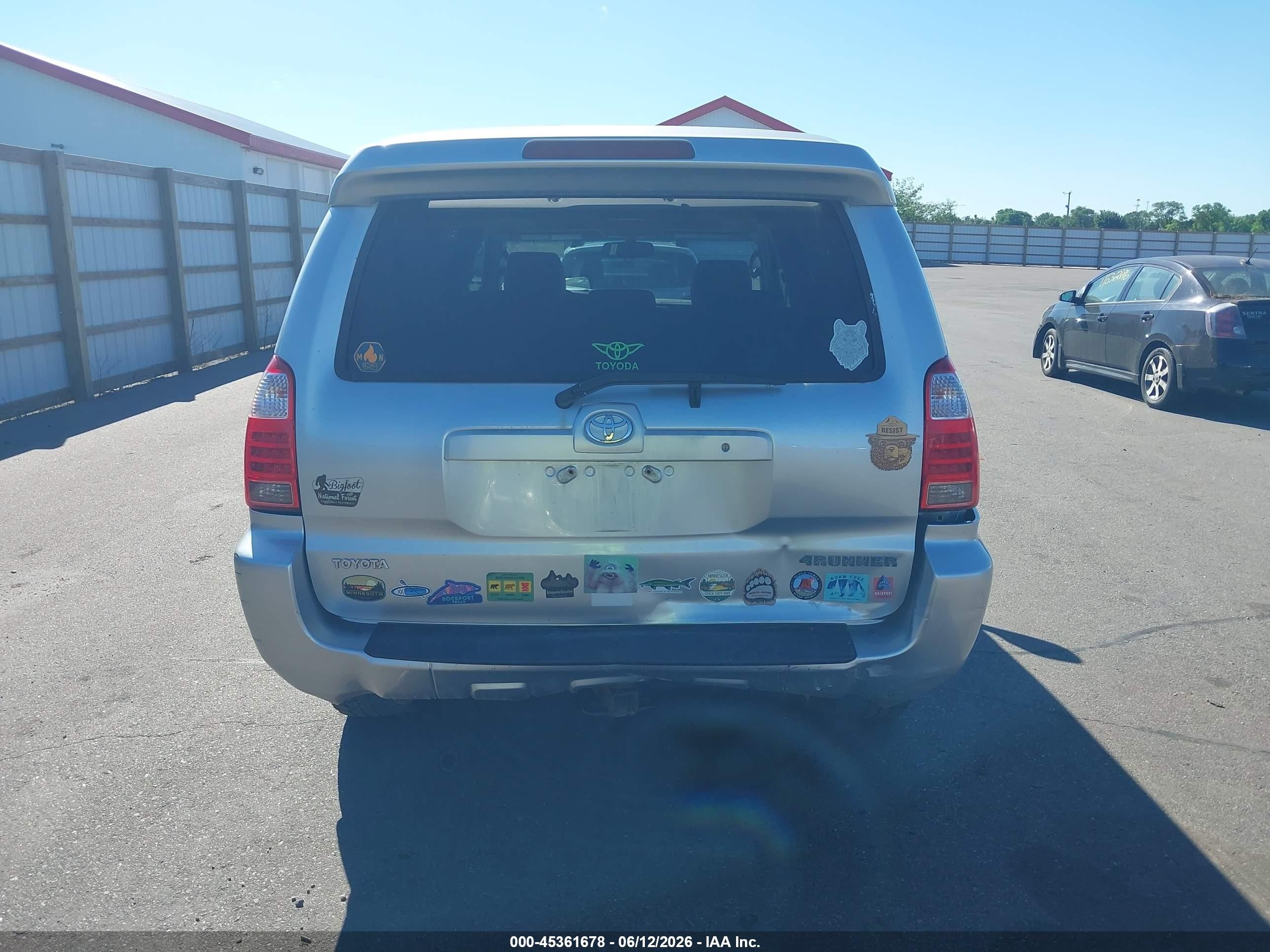 2008 Toyota 4runner Limited V6 Серебряный vin: JTEBU17R38K027972