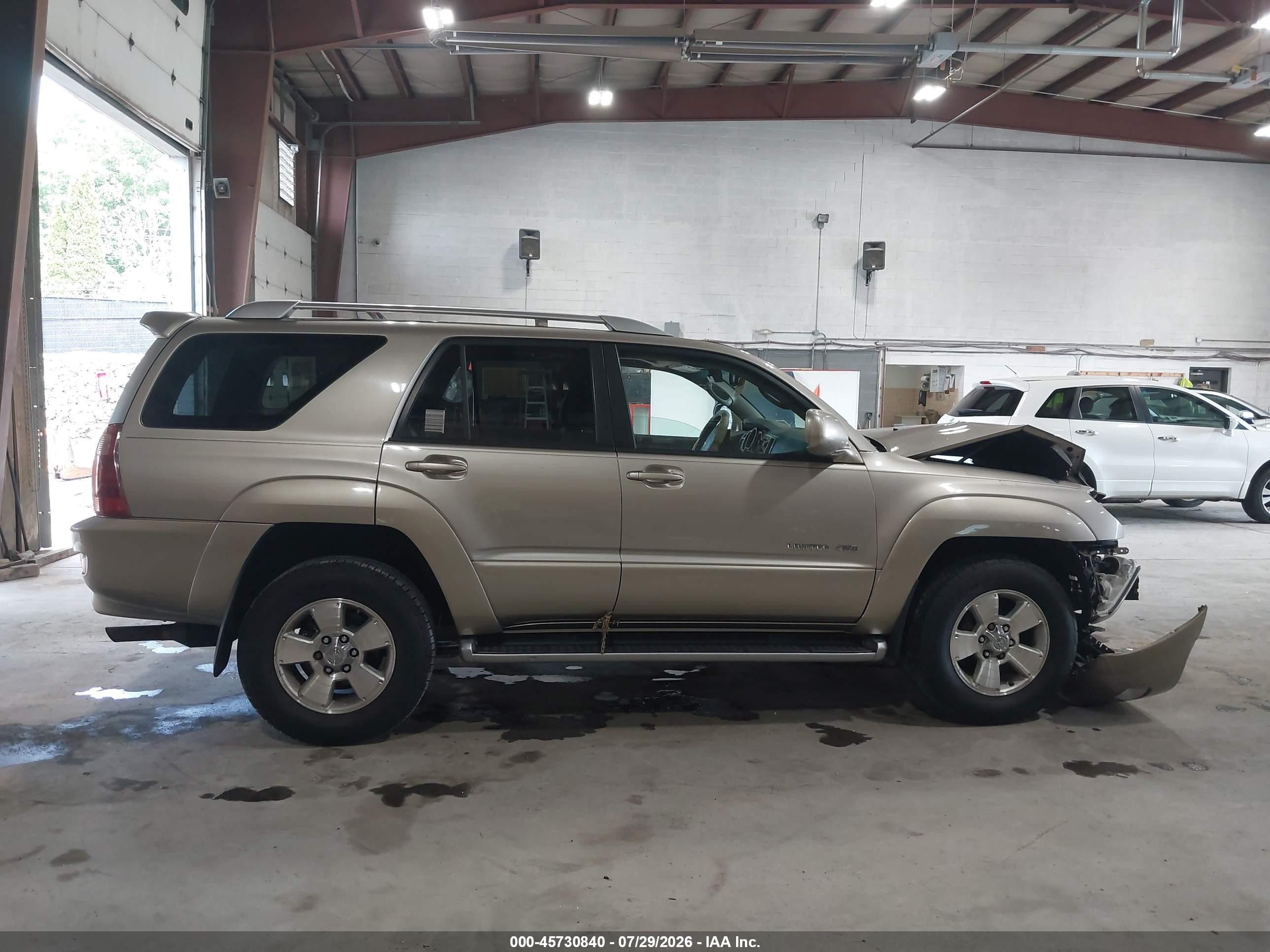 2004 Toyota 4runner Limited V6 Gold vin: JTEBU17R440032555