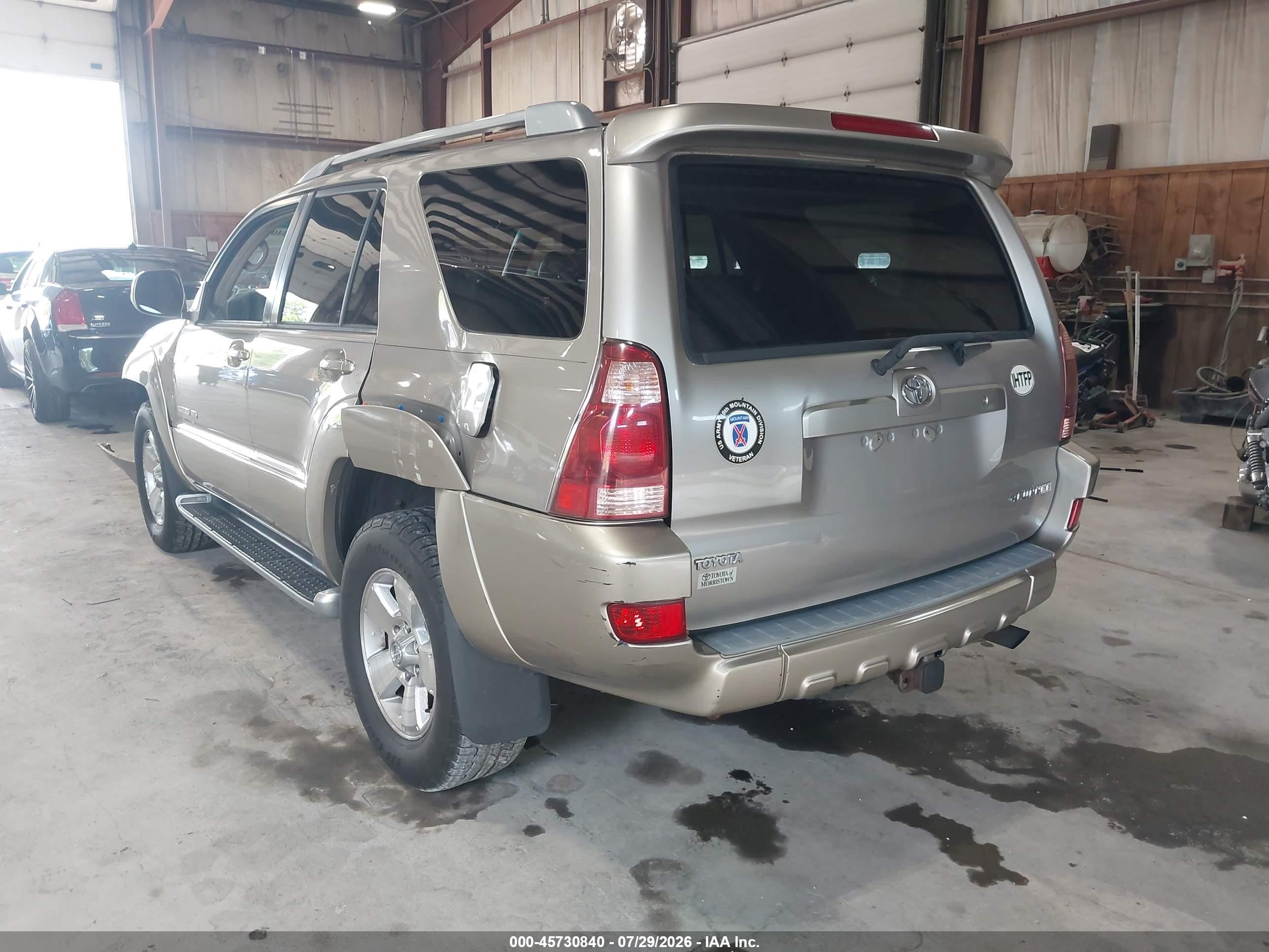 2004 Toyota 4runner Limited V6 Gold vin: JTEBU17R440032555
