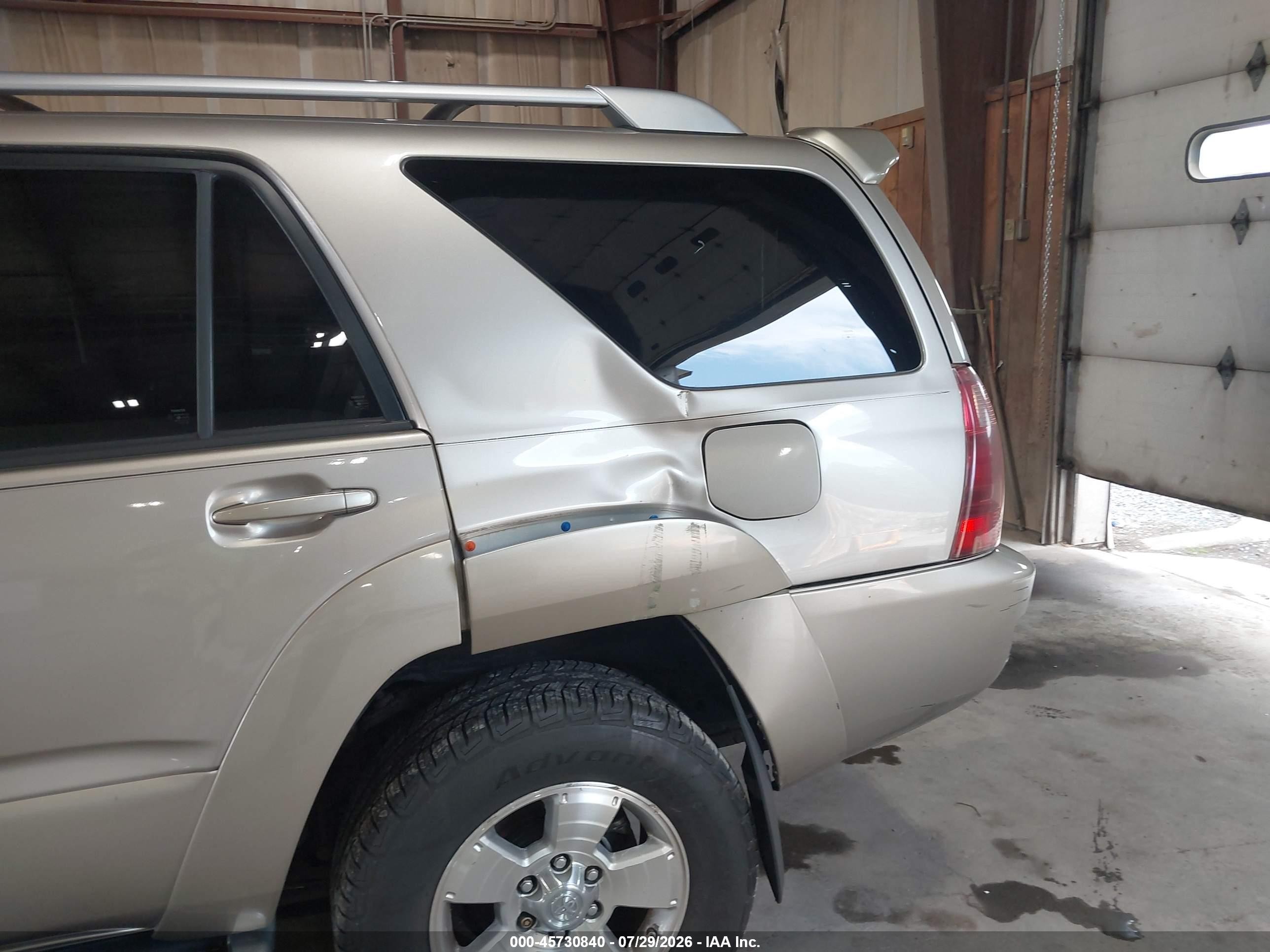 2004 Toyota 4runner Limited V6 Gold vin: JTEBU17R440032555