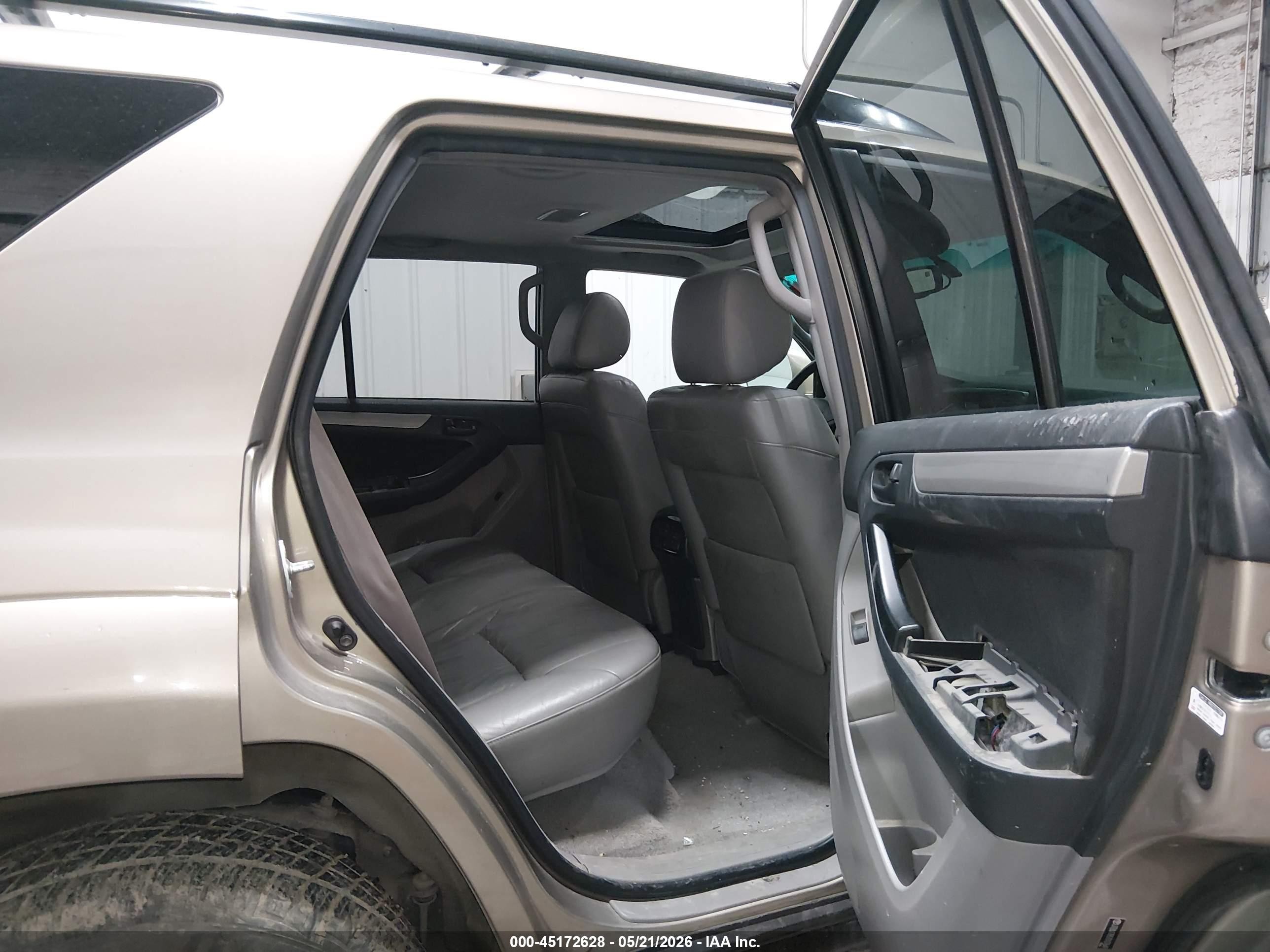 2007 Toyota 4runner Limited V6 Gold vin: JTEBU17R570107641