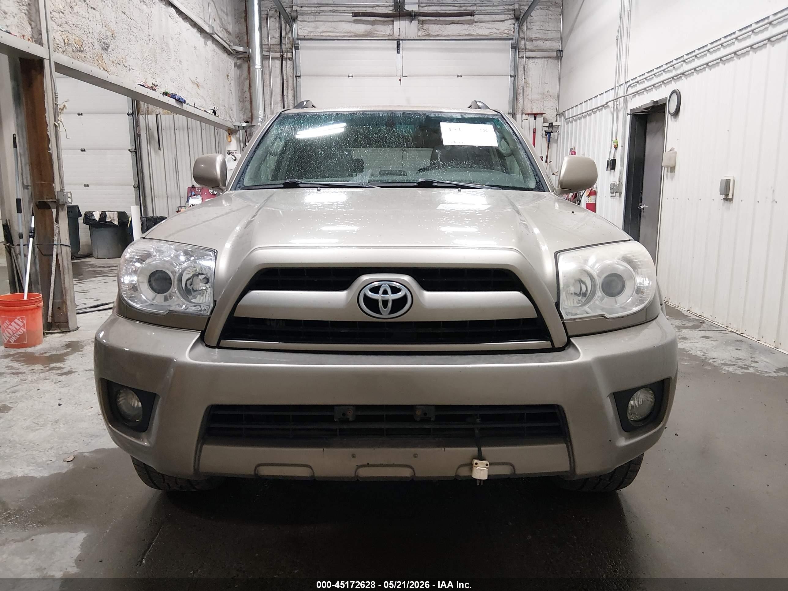 2007 Toyota 4runner Limited V6 Gold vin: JTEBU17R570107641
