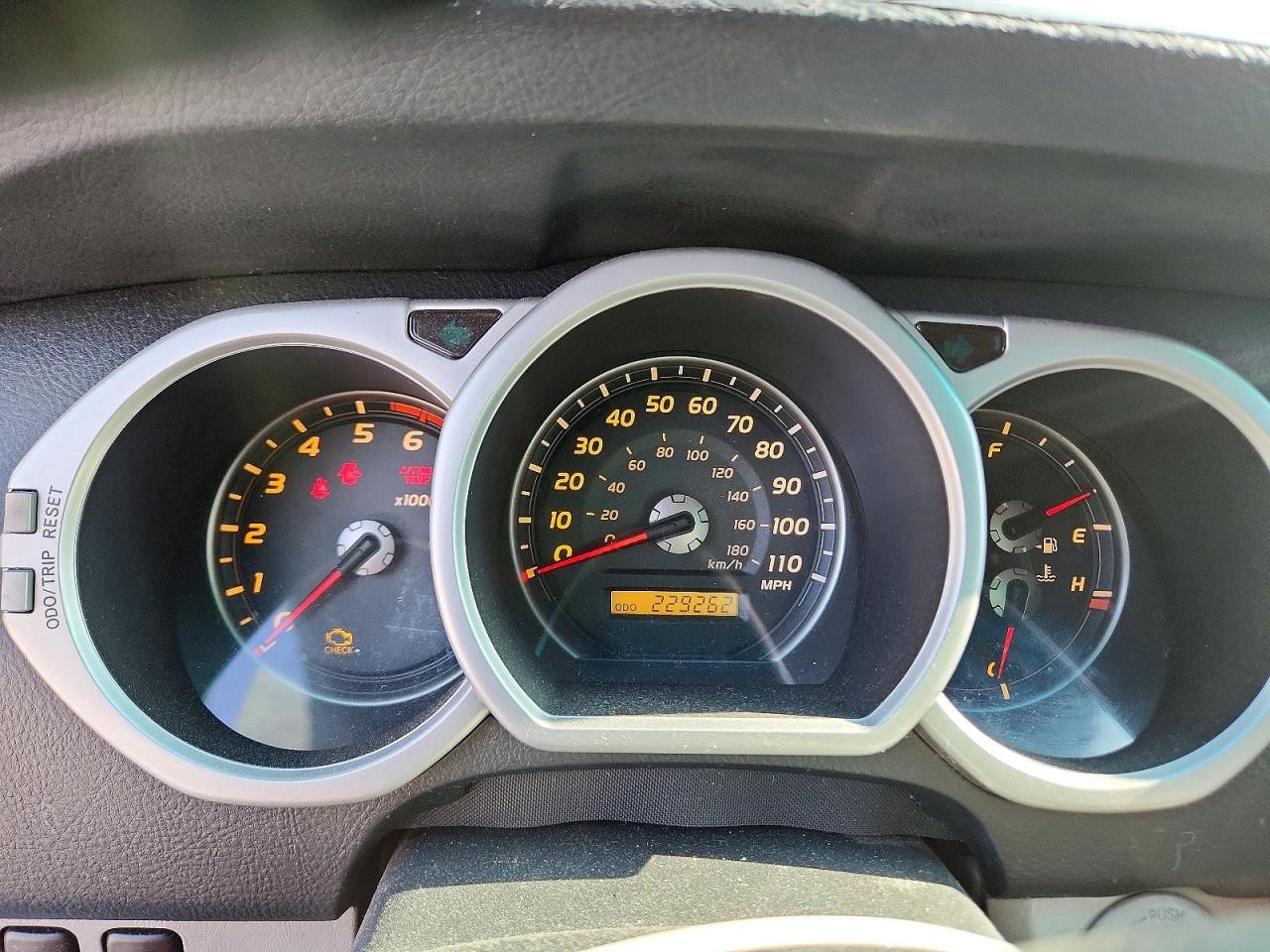 2005 Toyota 4runner Limited Silver vin: JTEBU17R658047237