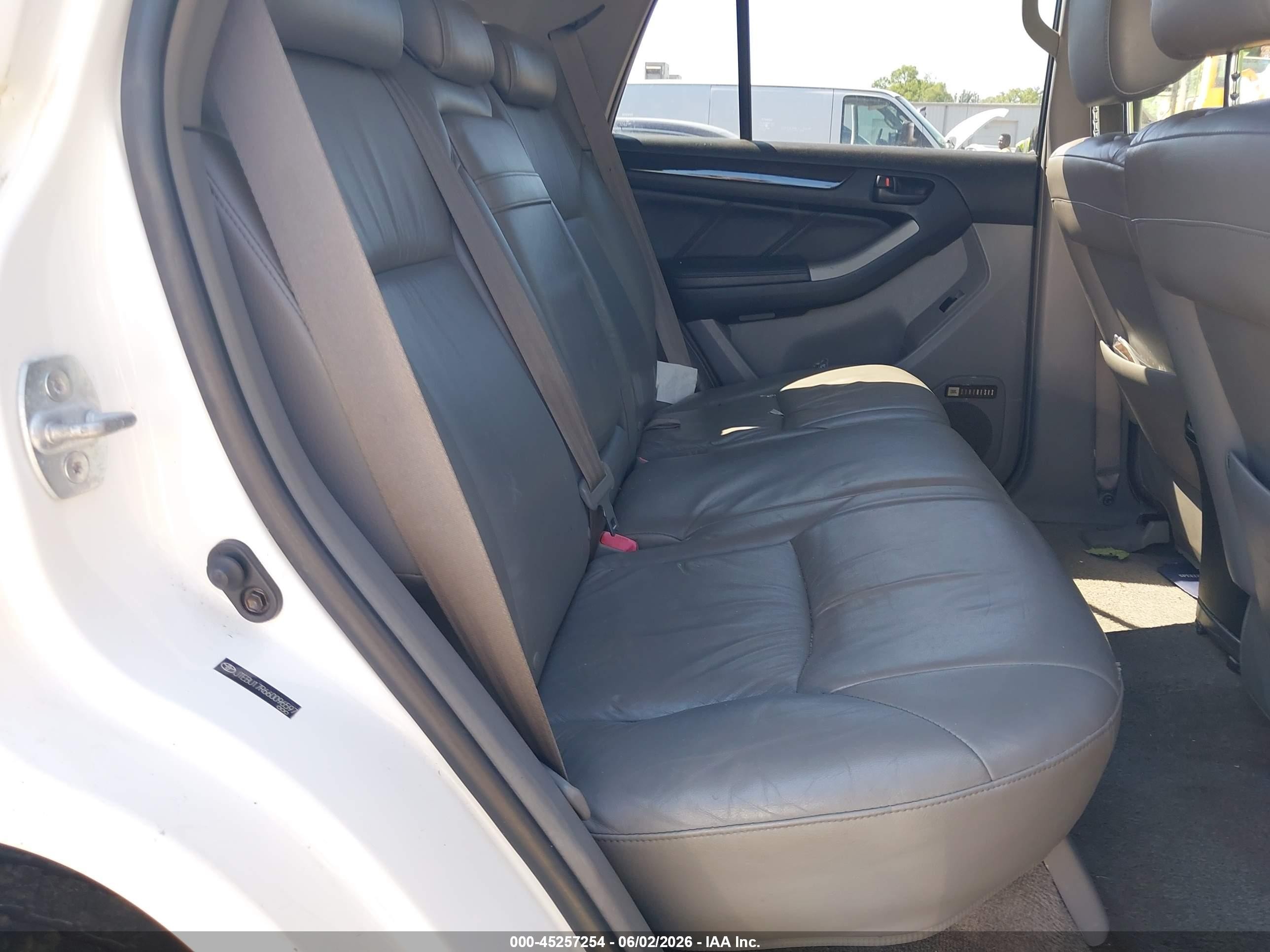 2006 Toyota 4runner Limited V6 White vin: JTEBU17R660096597