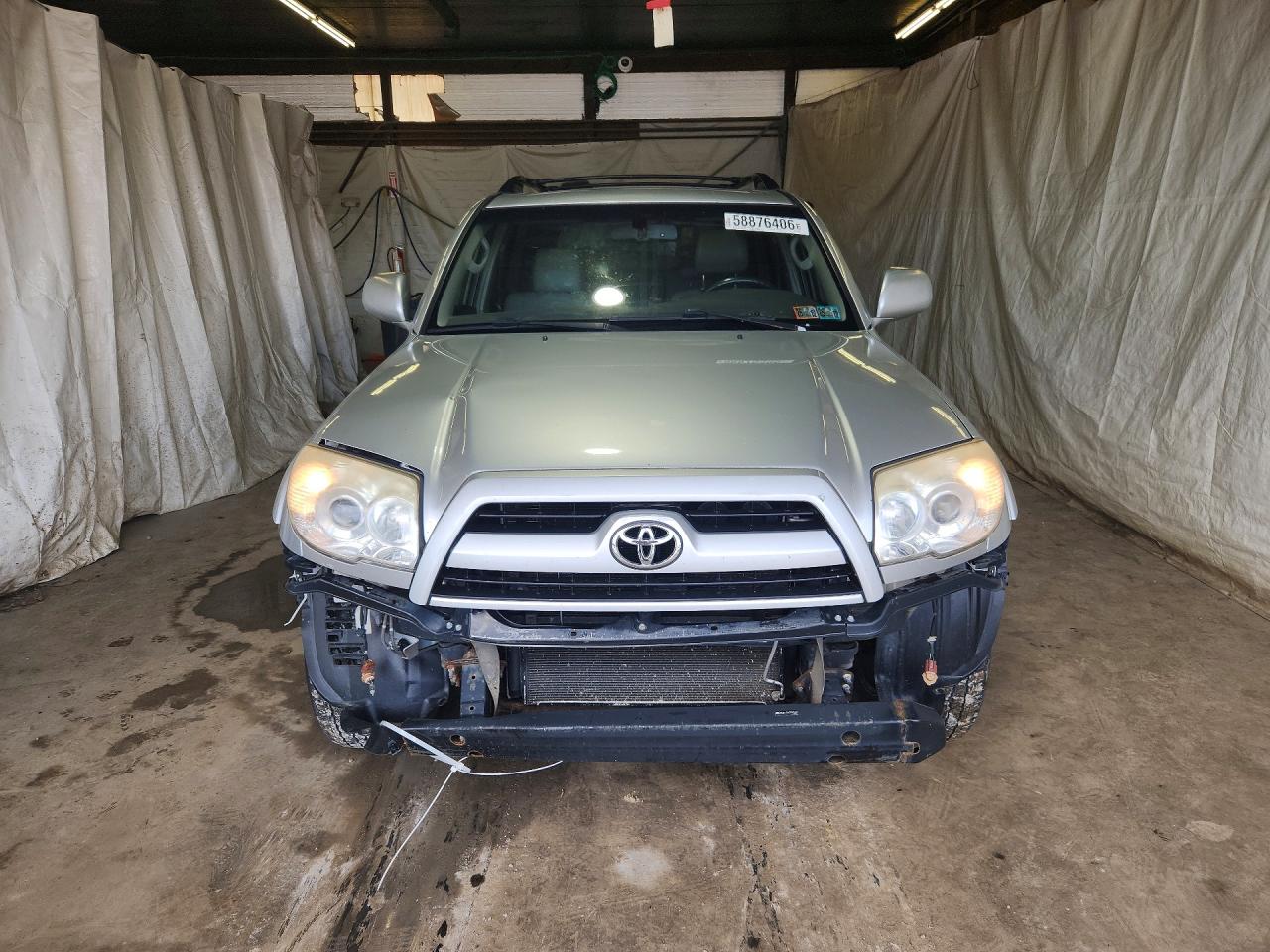 2007 Toyota 4runner Limited Silver vin: JTEBU17R678100392