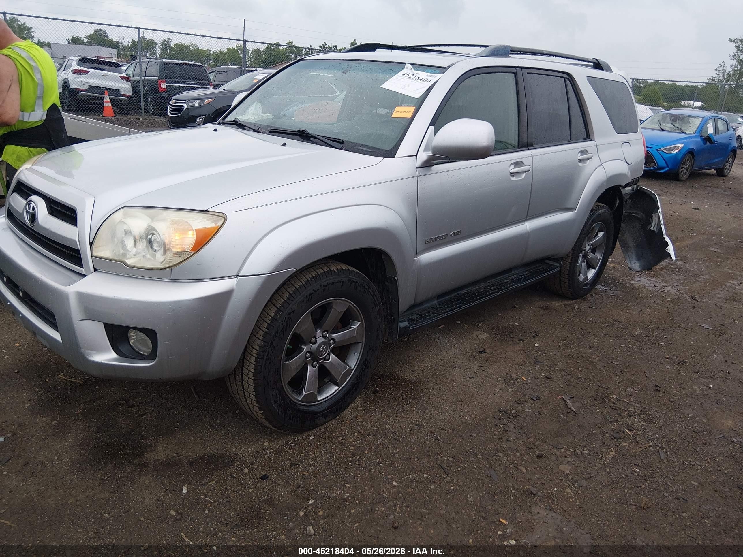 2007 Toyota 4runner Limited V6 Silver vin: JTEBU17R878102807